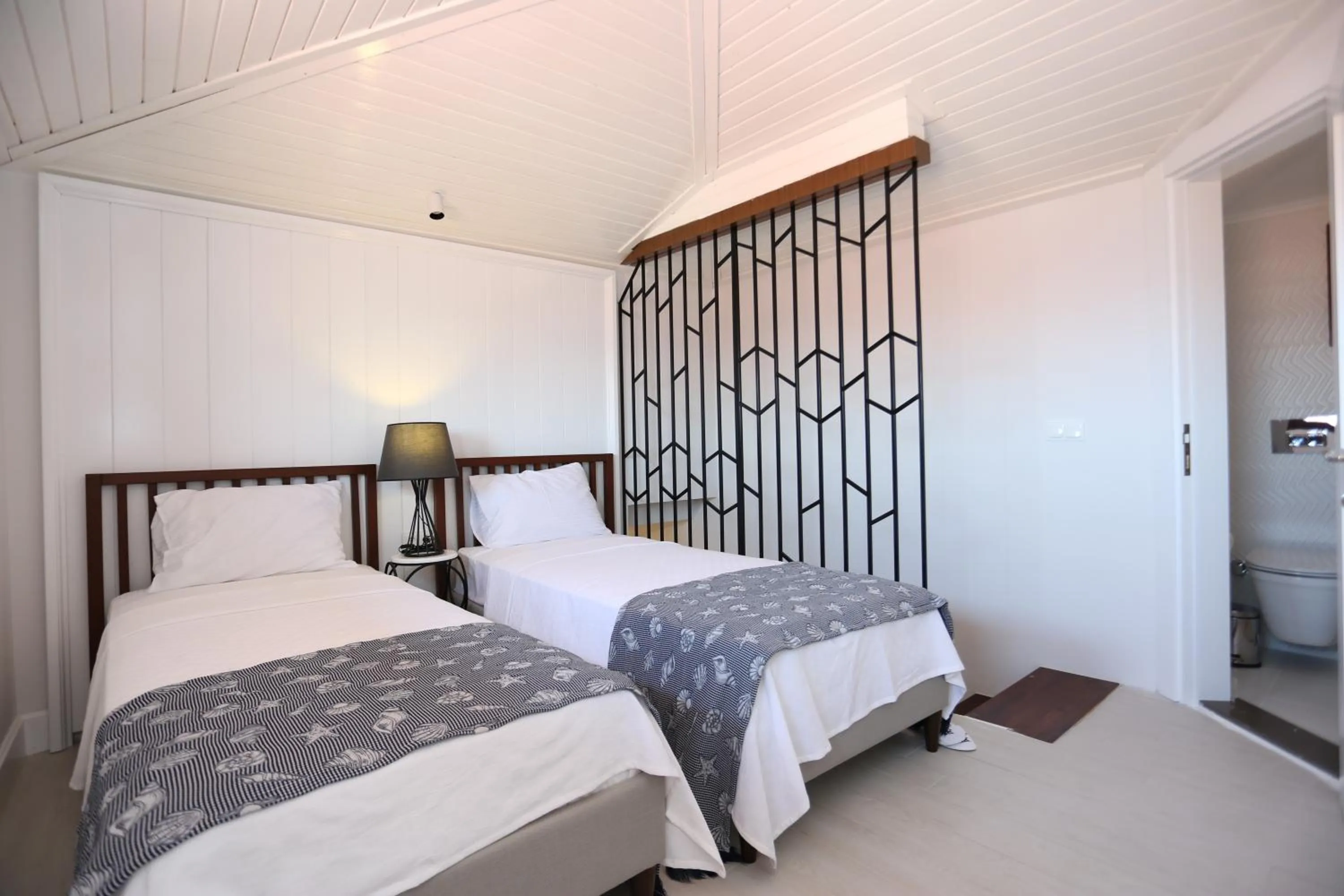 Bedroom, Bed in Alp Suites Pinehill