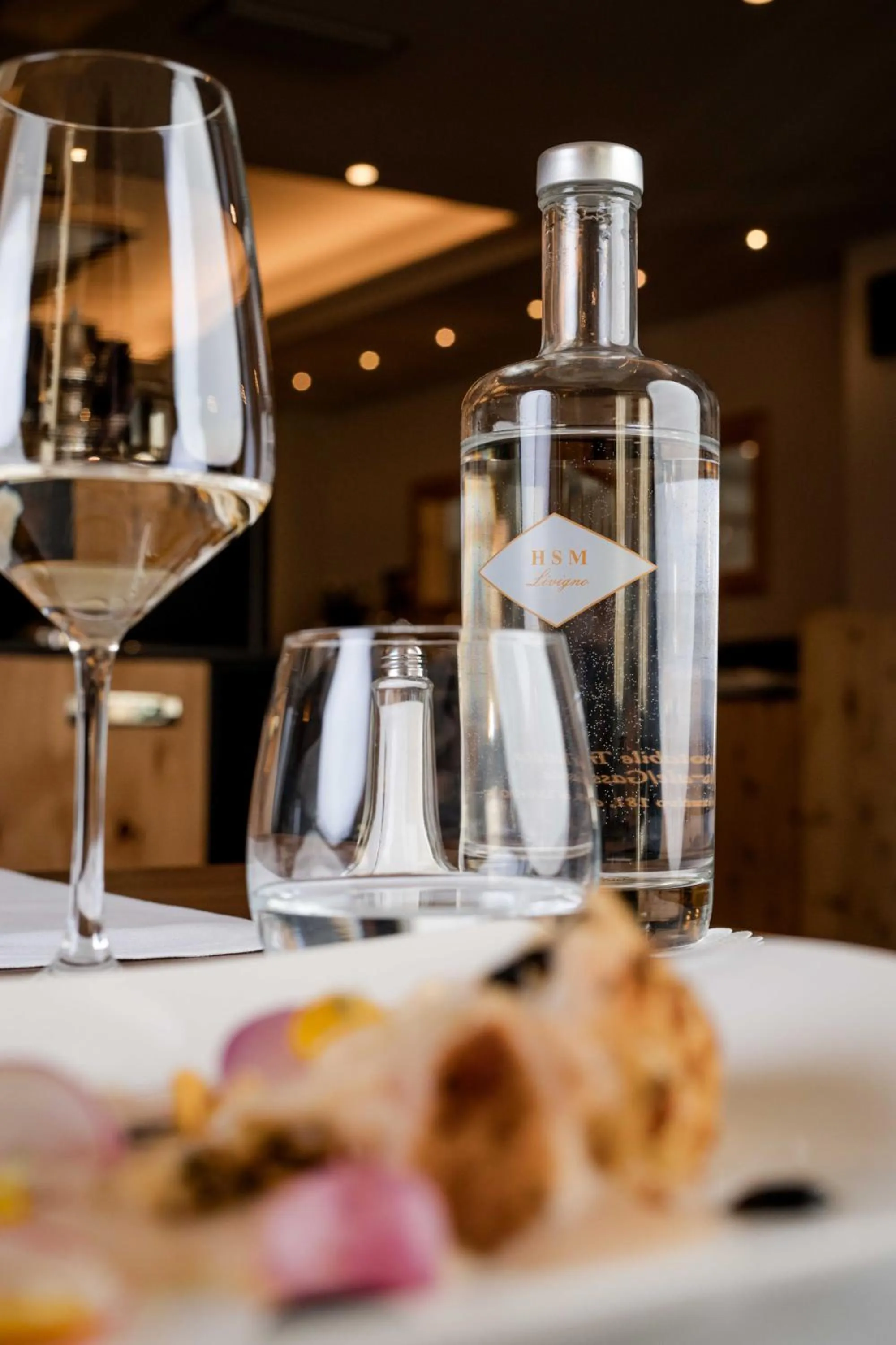 Restaurant/places to eat in Hotel St. Michael