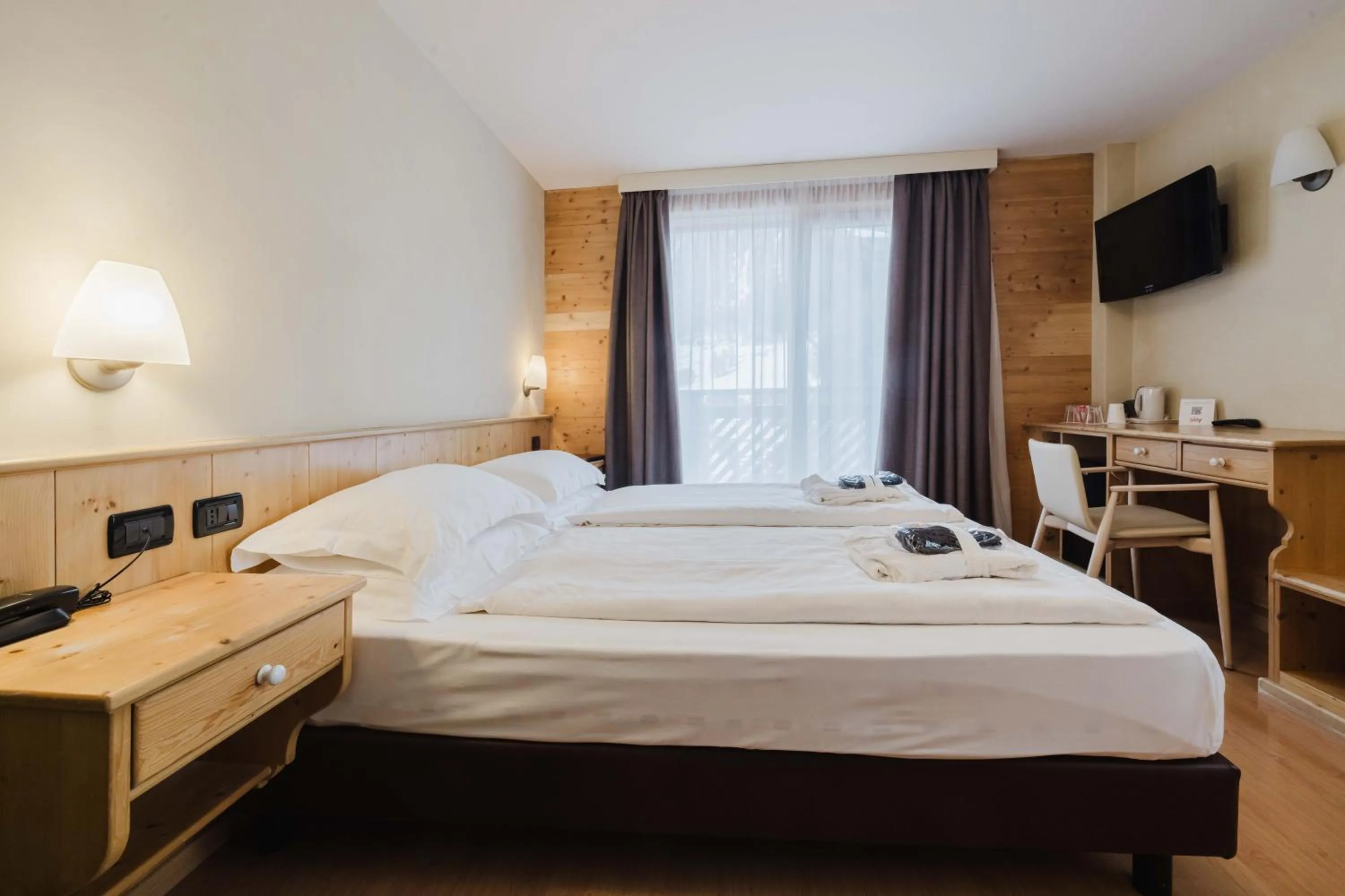 Photo of the whole room, Bed in Hotel St. Michael