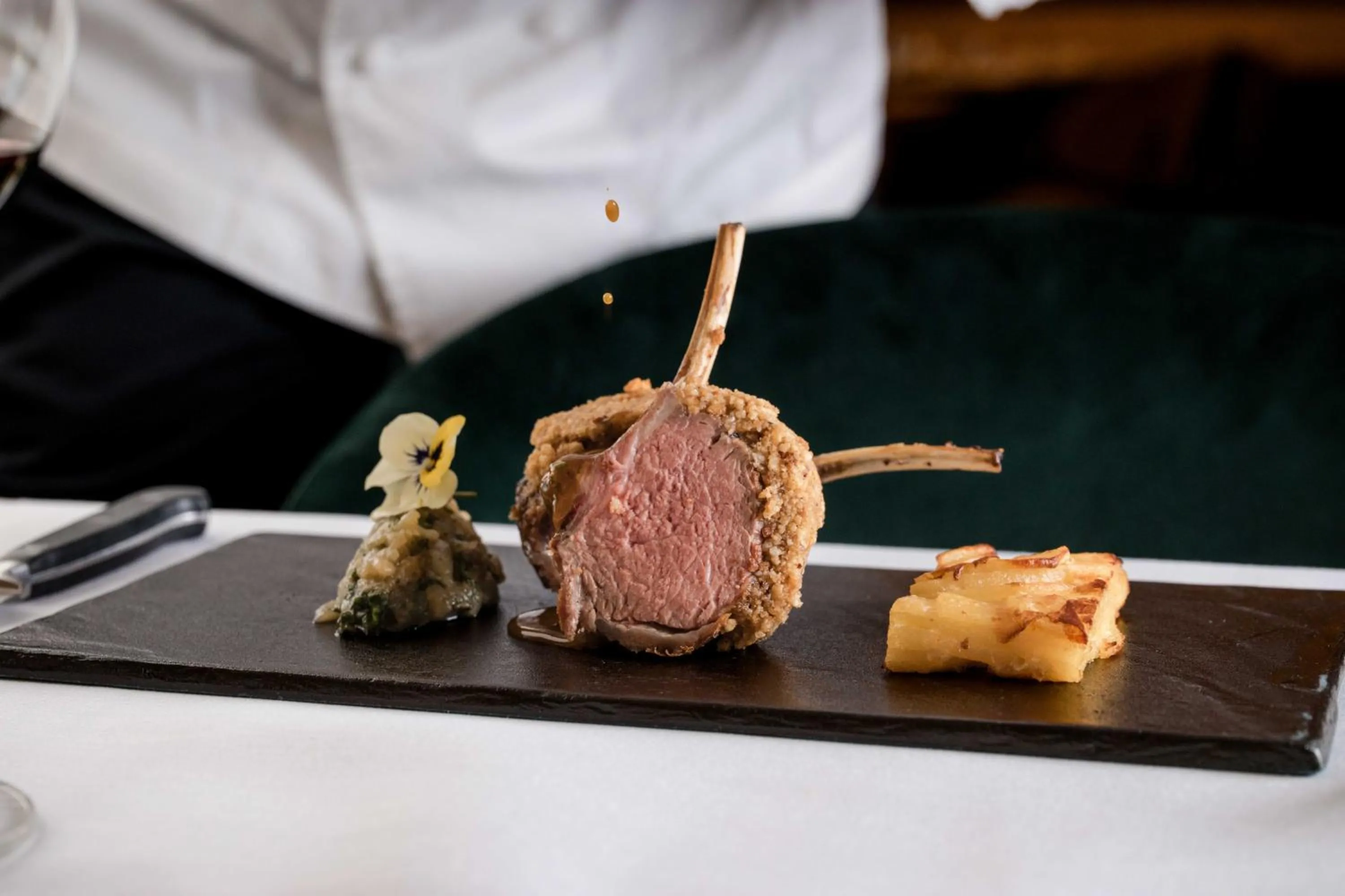 Restaurant/places to eat in Hotel St. Michael