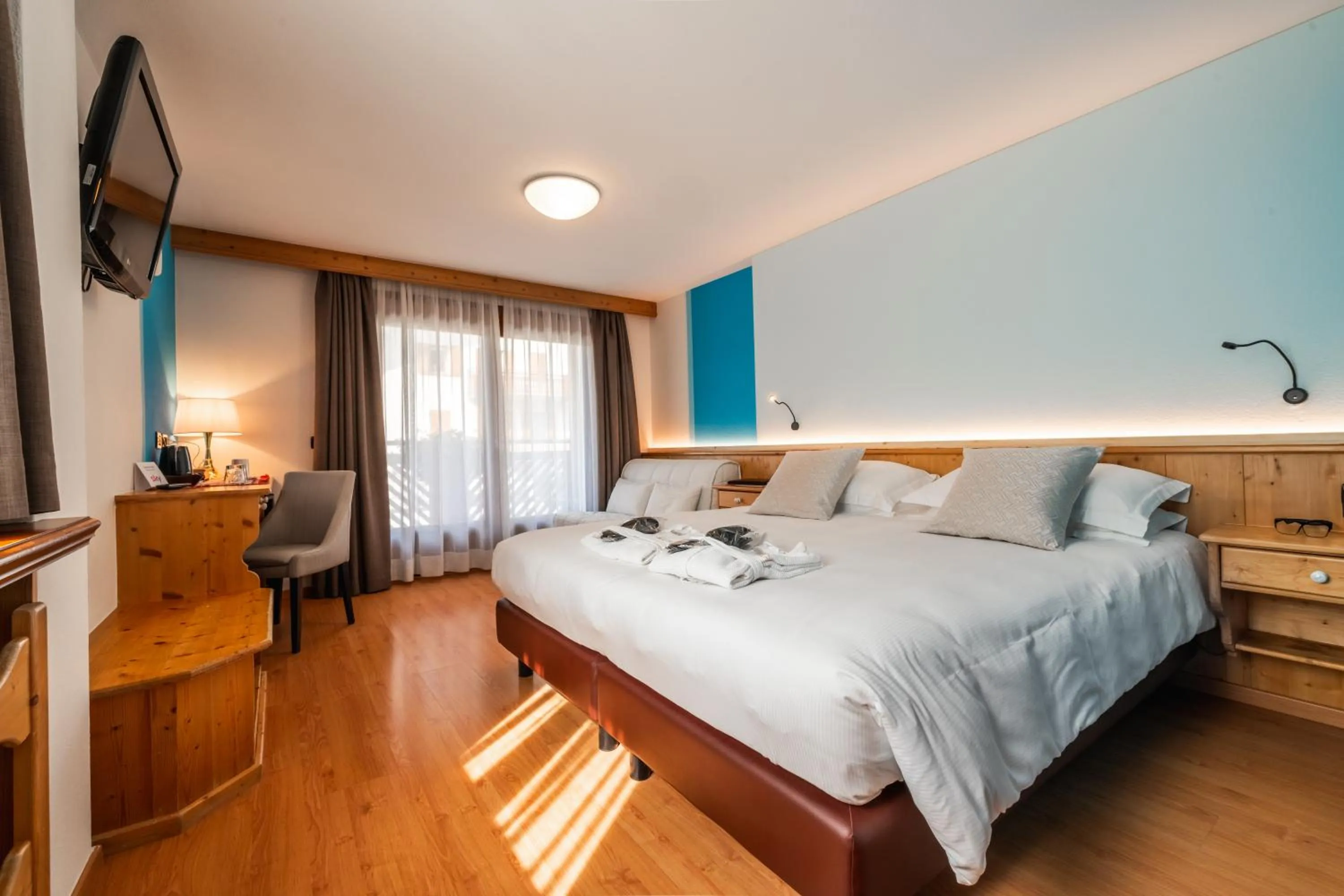 Photo of the whole room, Bed in Hotel St. Michael