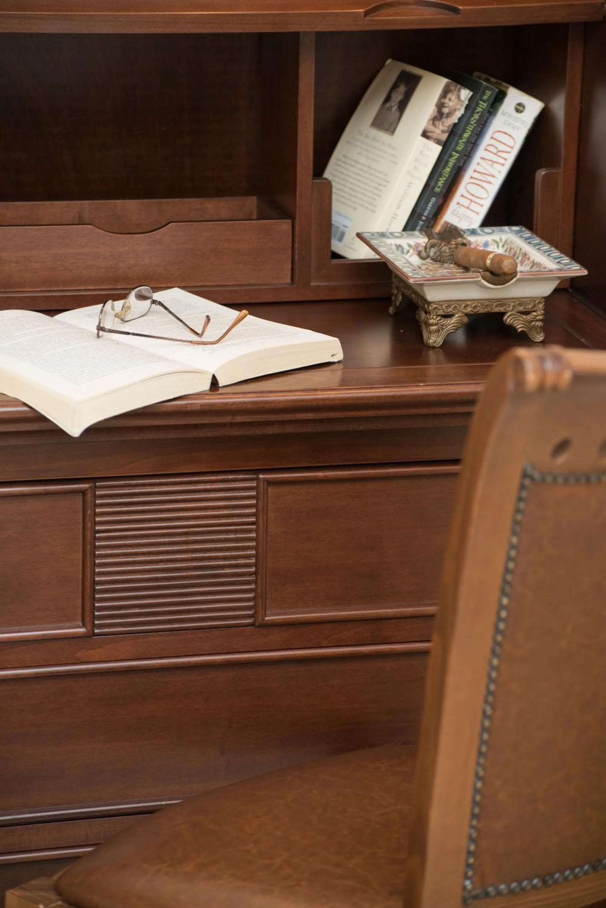 Decorative detail in Enavlion Hotel