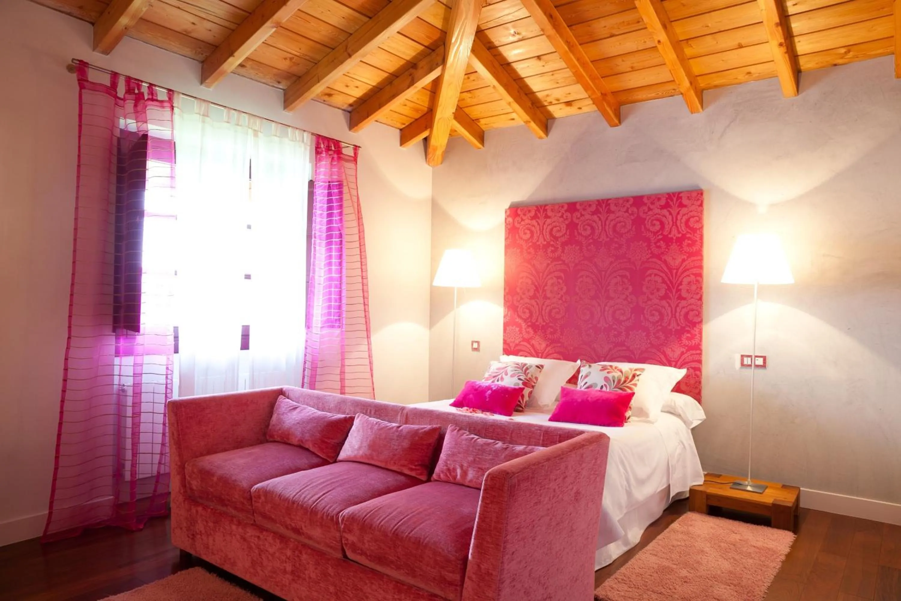 Photo of the whole room in Casa Rural Etxegorri