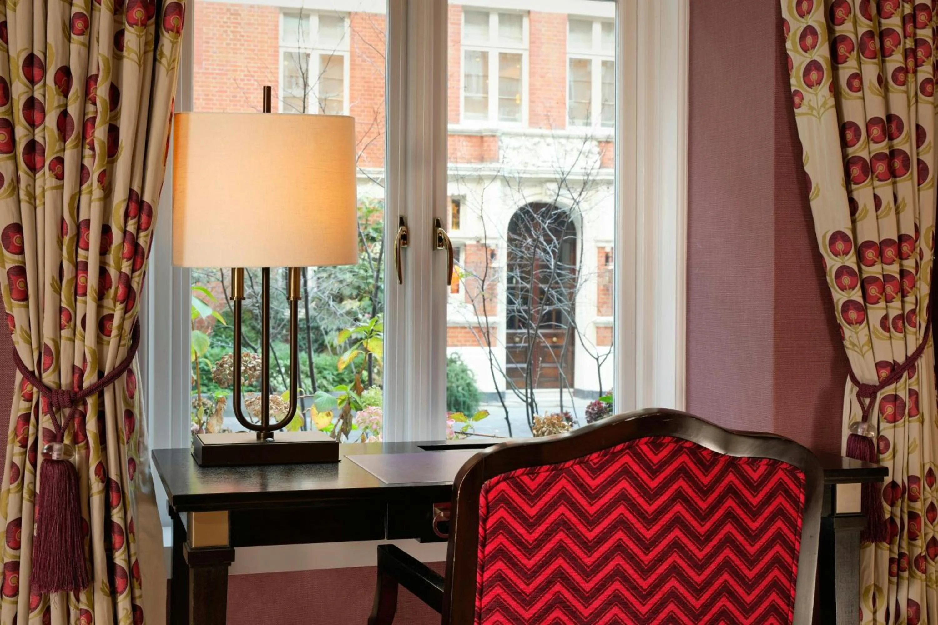 Photo of the whole room in St. Ermin's Hotel, Autograph Collection