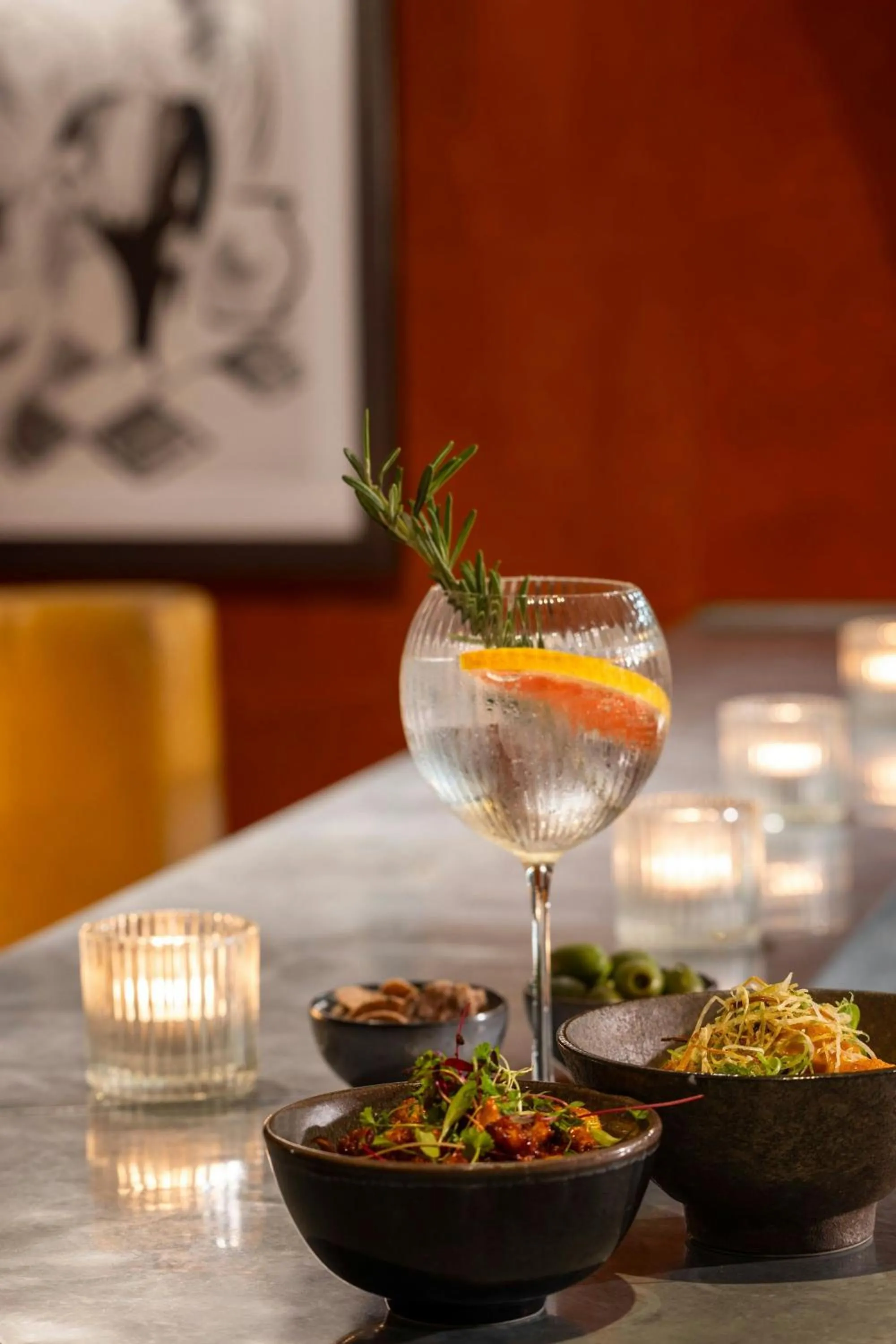 Lounge or bar in St. Ermin's Hotel, Autograph Collection