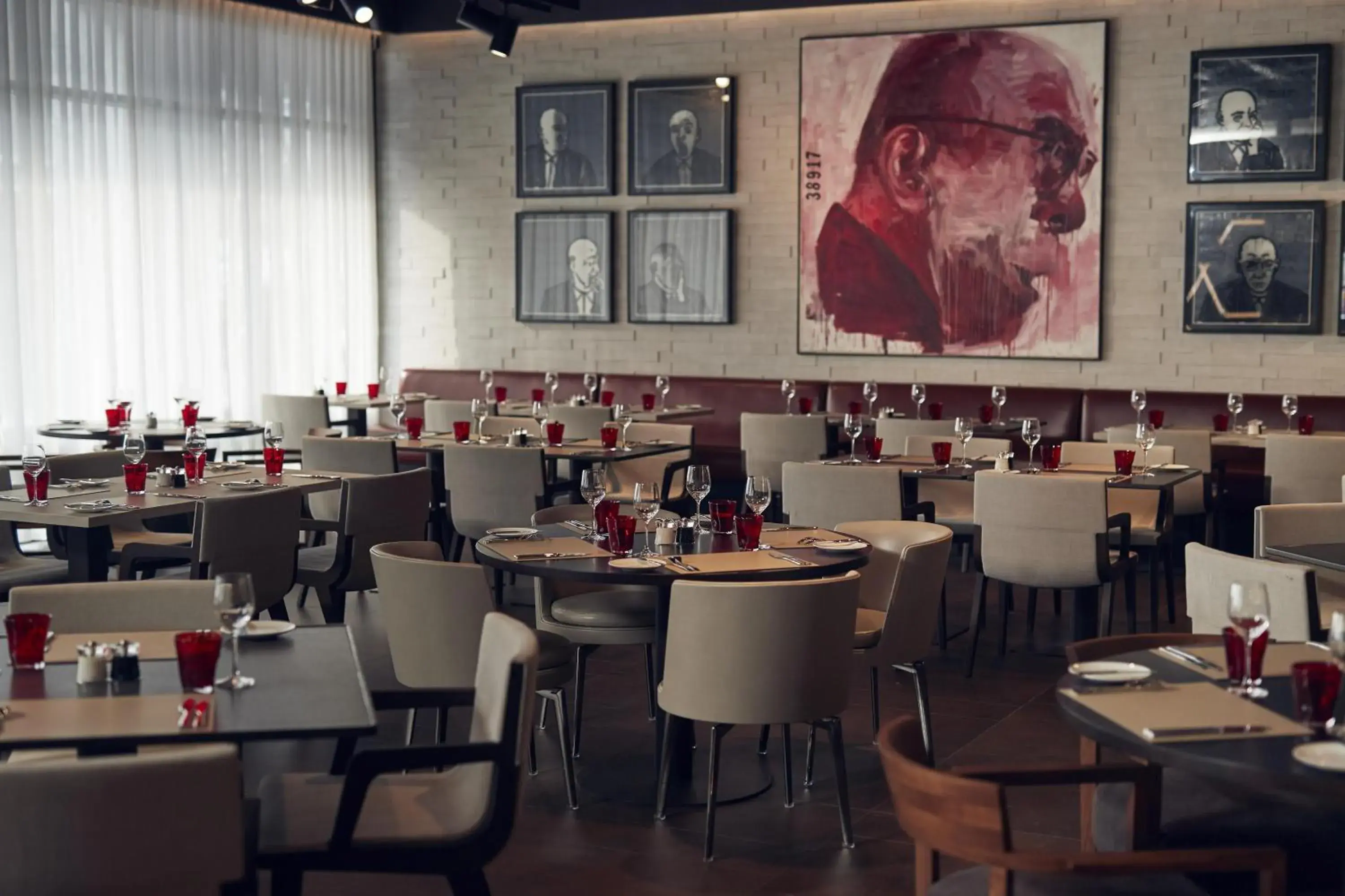 Restaurant/places to eat in Hilton Belgrade Restaurant/places to eat in Hilton Belgrade