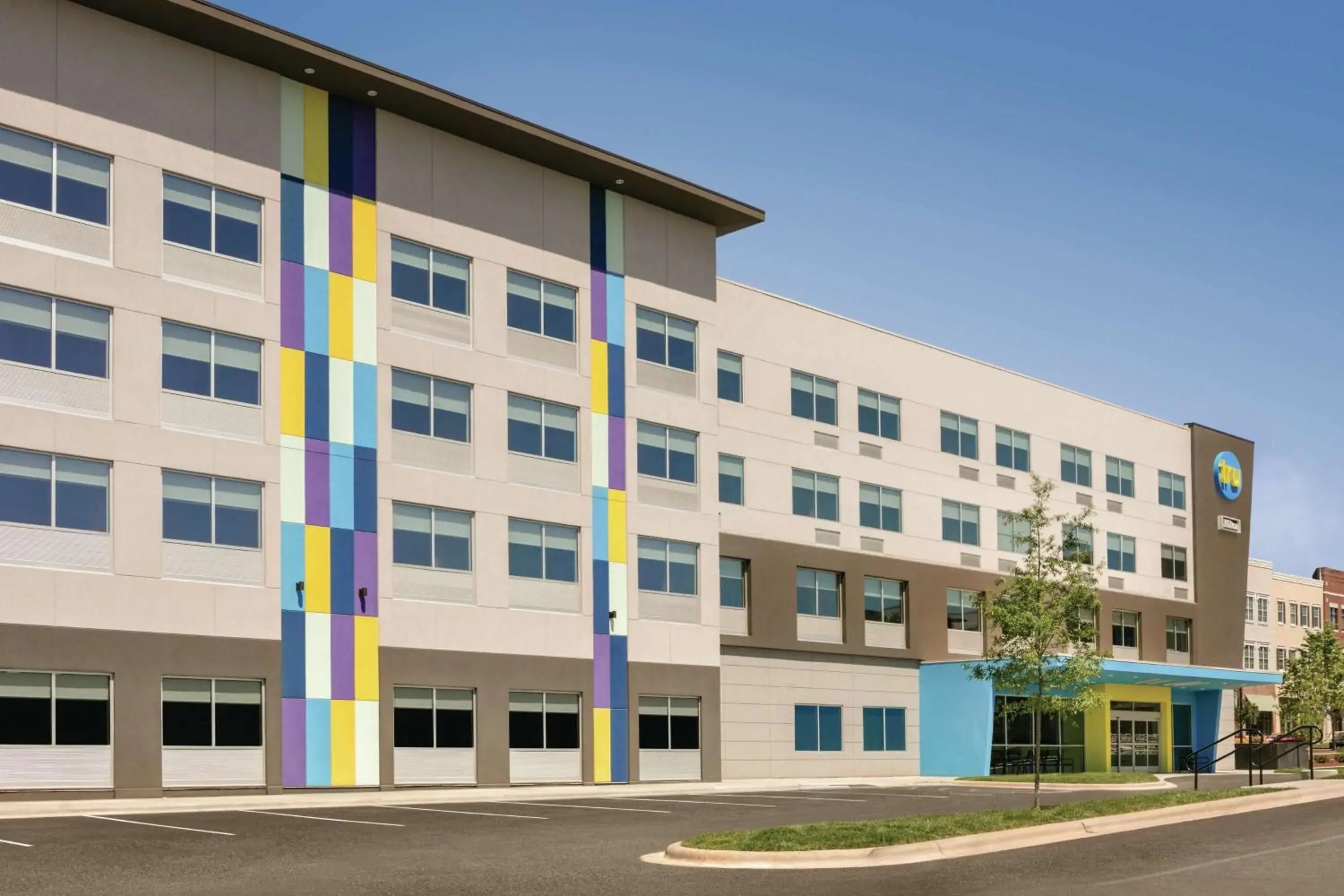 Property building in Tru By Hilton Charlotte Ayrsley Property building in Tru By Hilton Charlotte Ayrsley