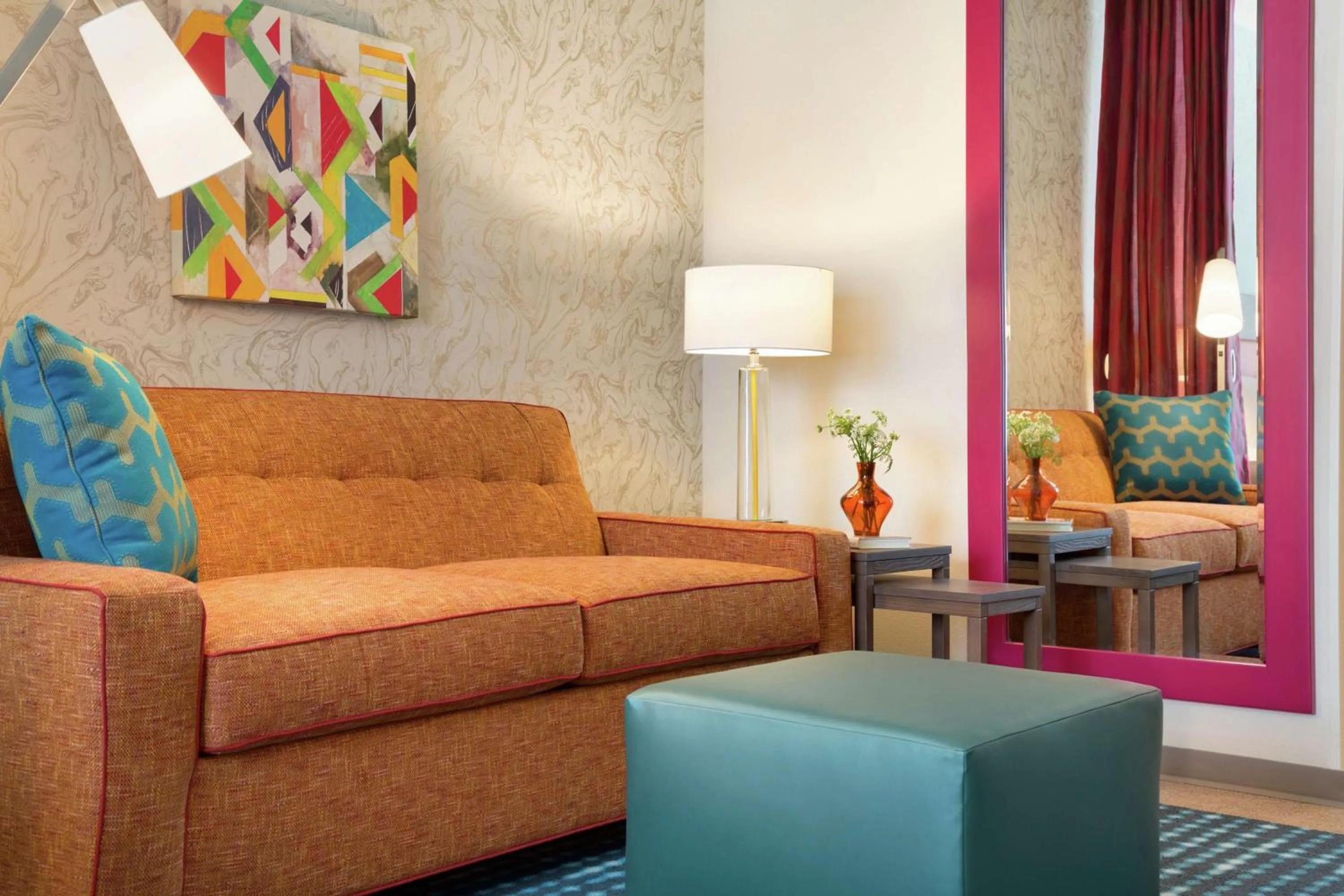 Living room in Home2 Suites By Hilton Frederick