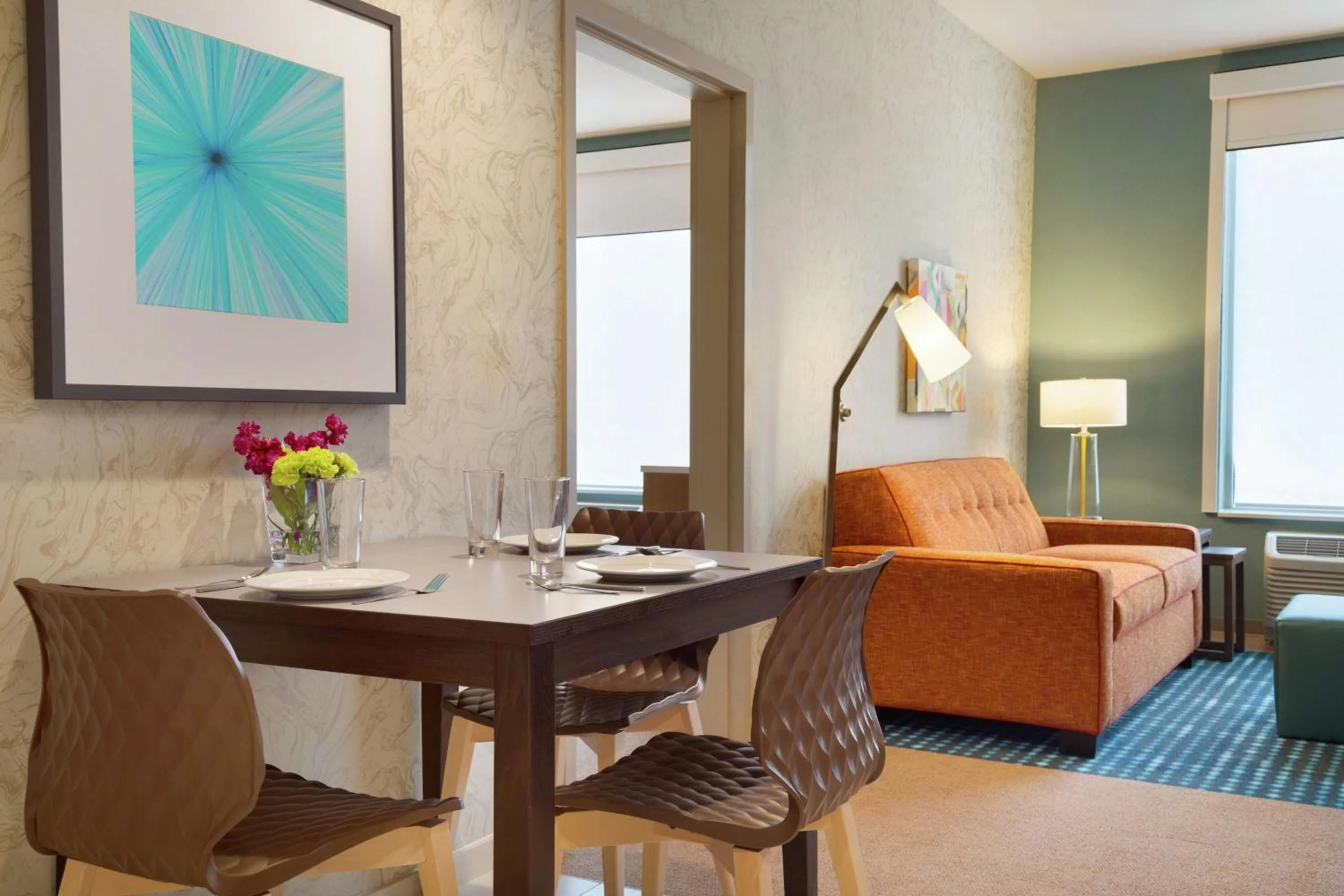 Living room in Home2 Suites By Hilton Frederick