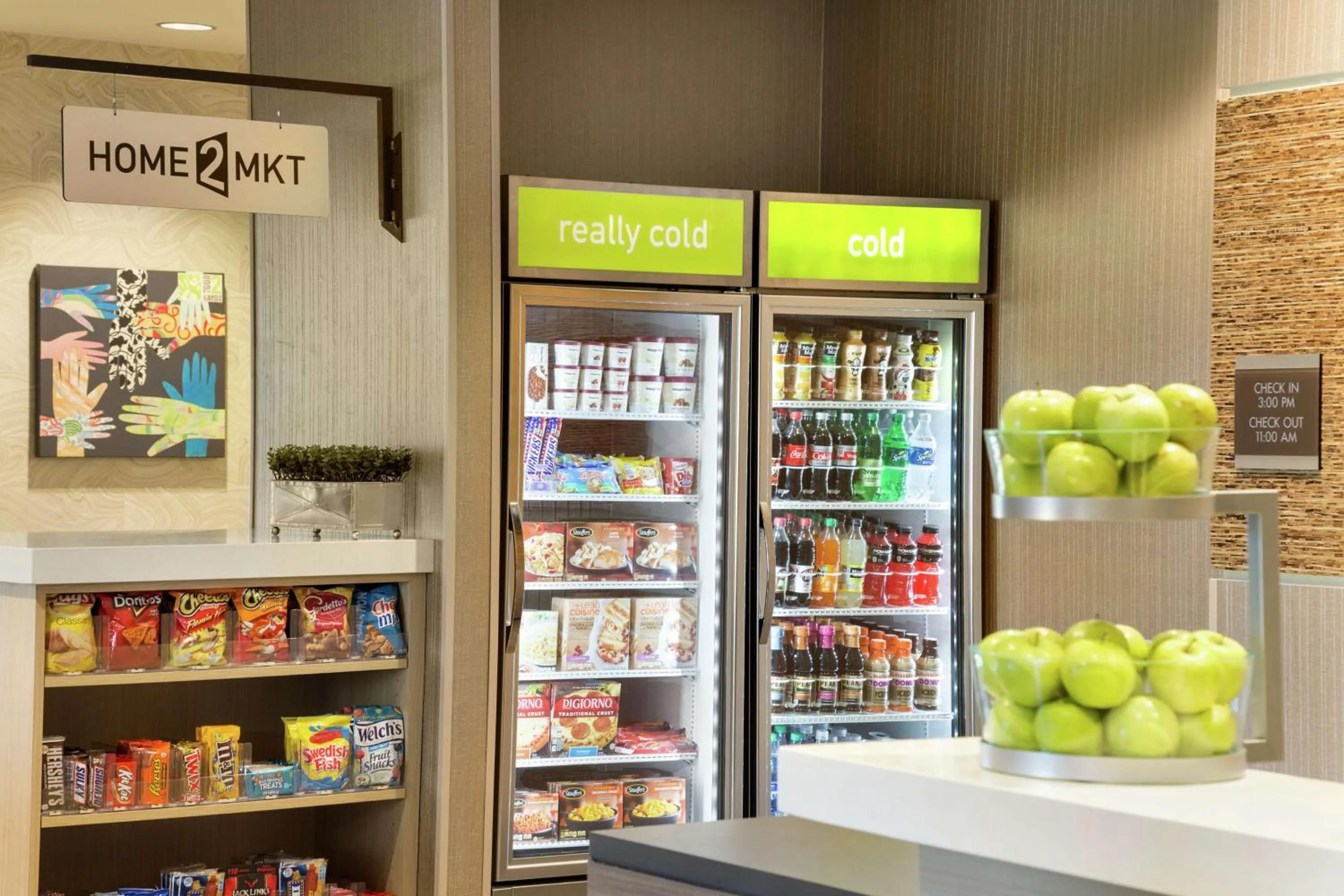 Restaurant/places to eat in Home2 Suites By Hilton Frederick