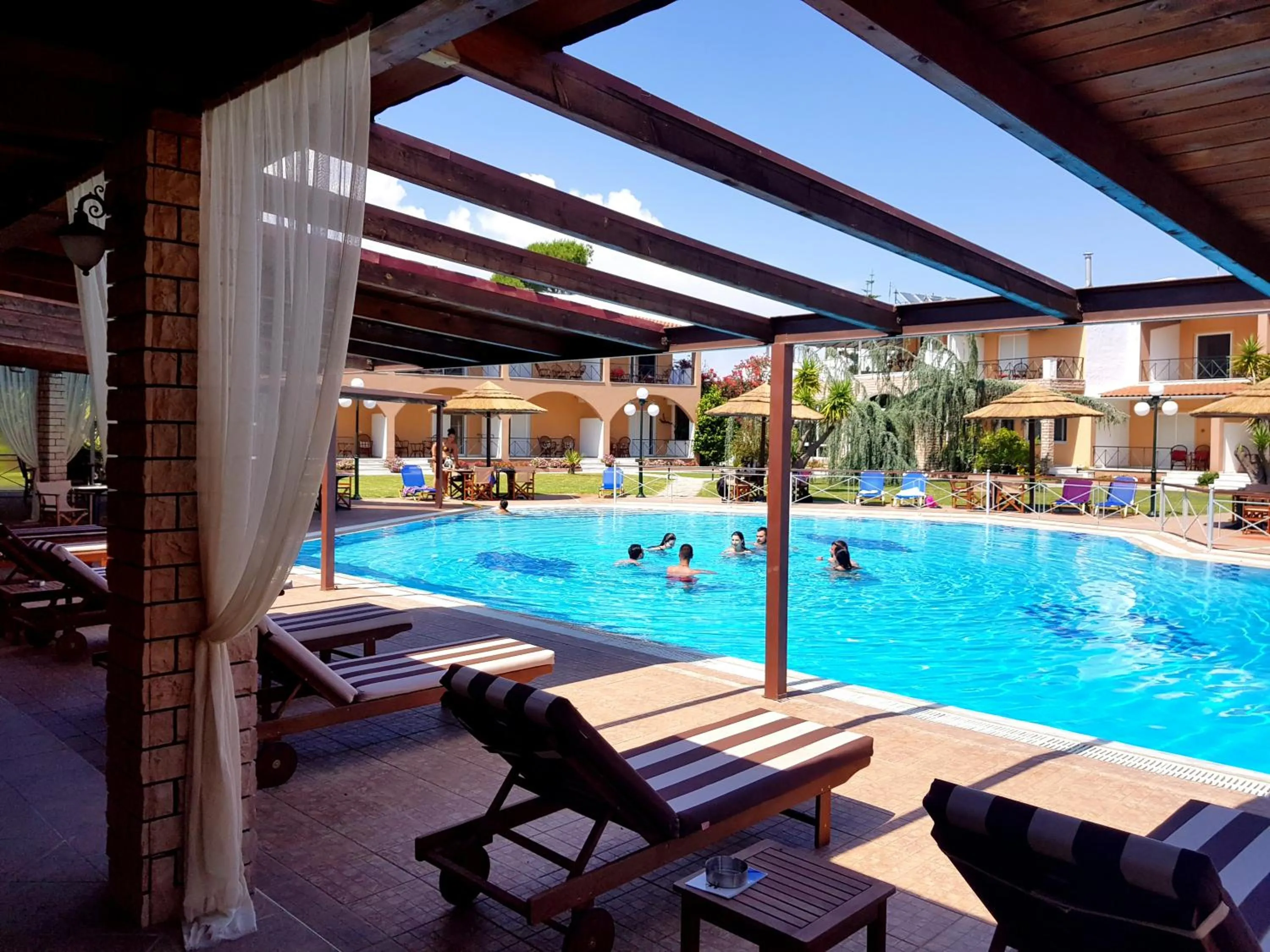 Hotel Kalamitsi Apartments