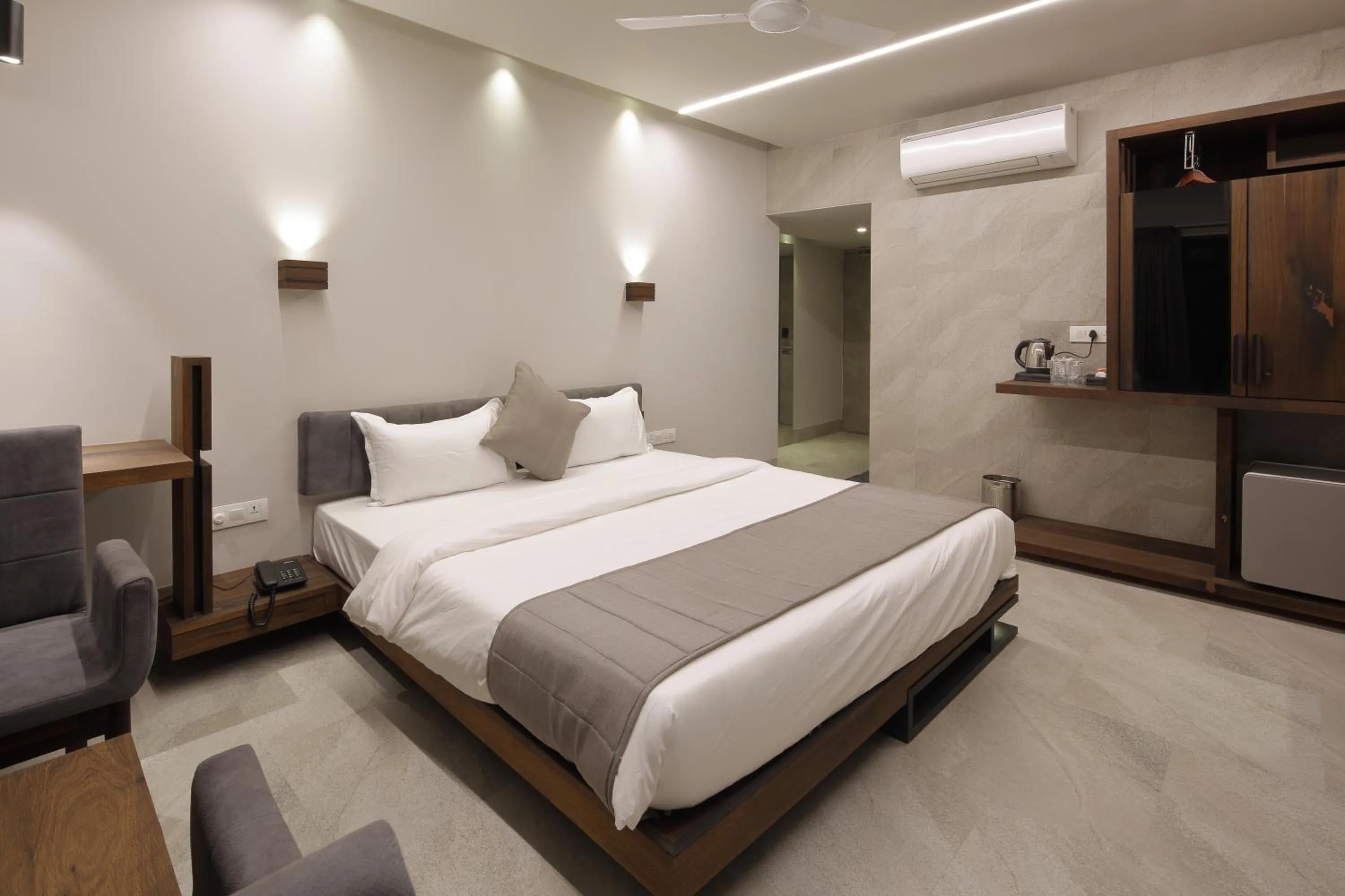 Bed in Hotel Carrefour