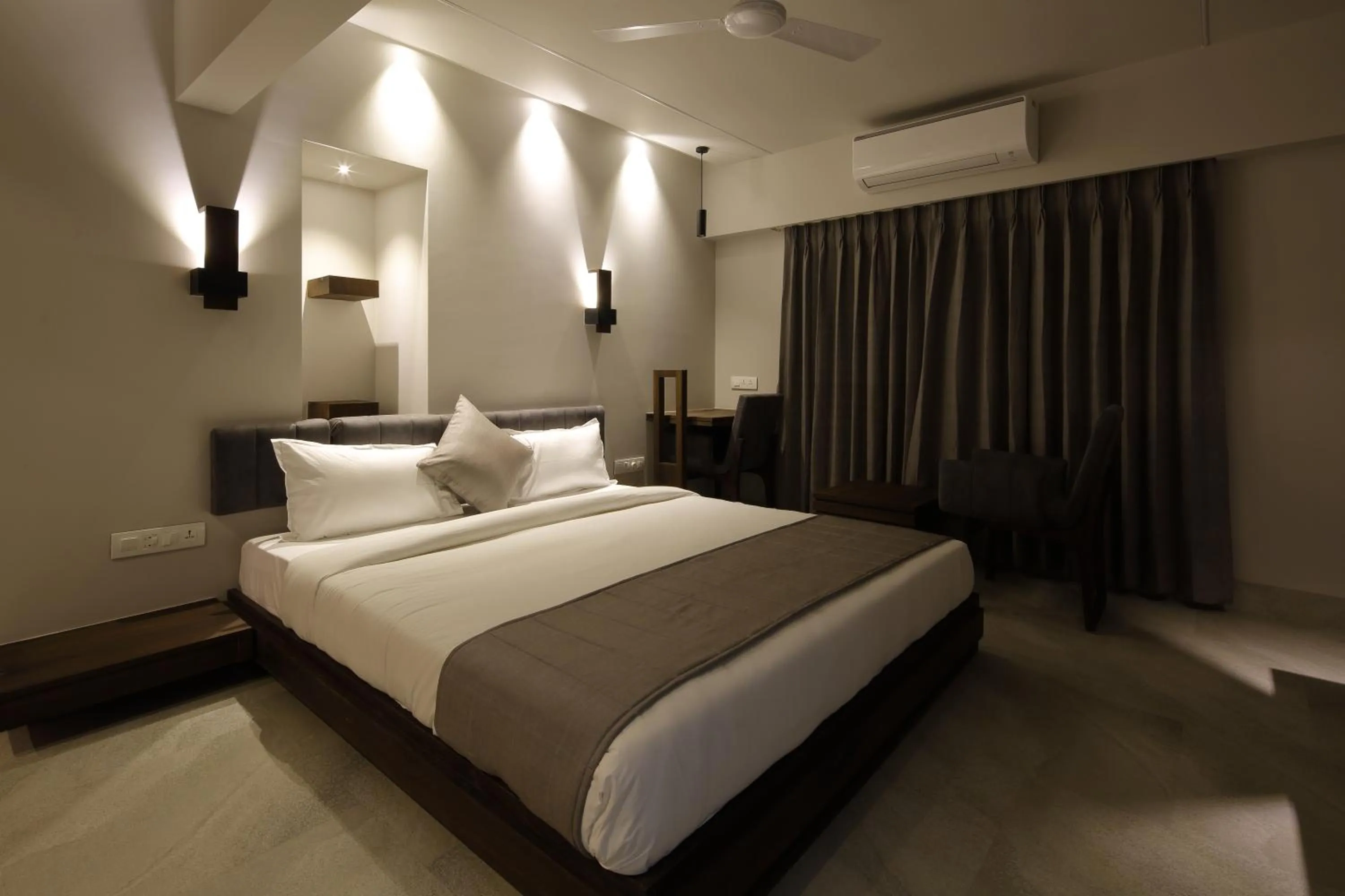 Bed in Hotel Carrefour