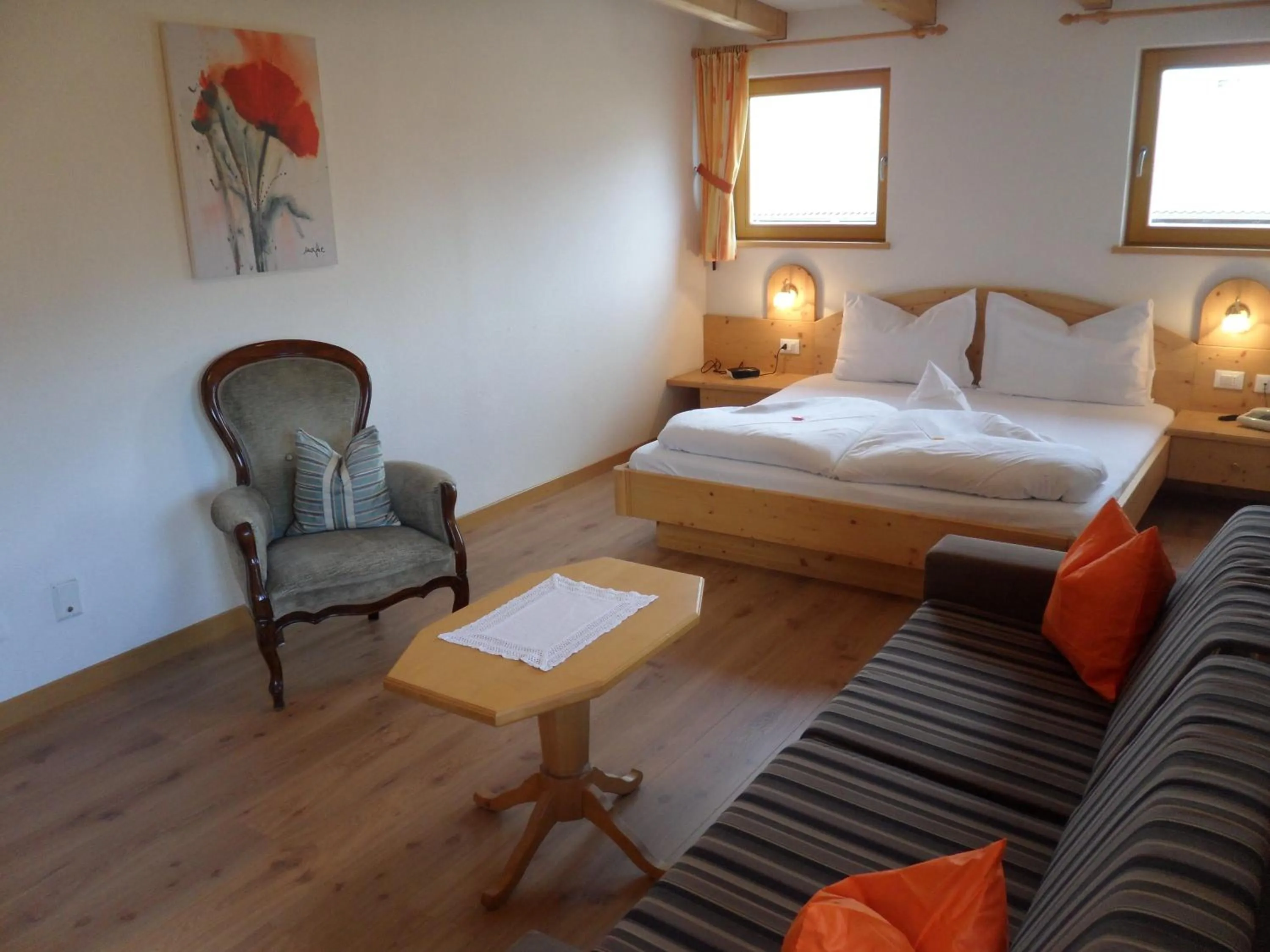 Photo of the whole room, Bed in Hotel FleurAlp