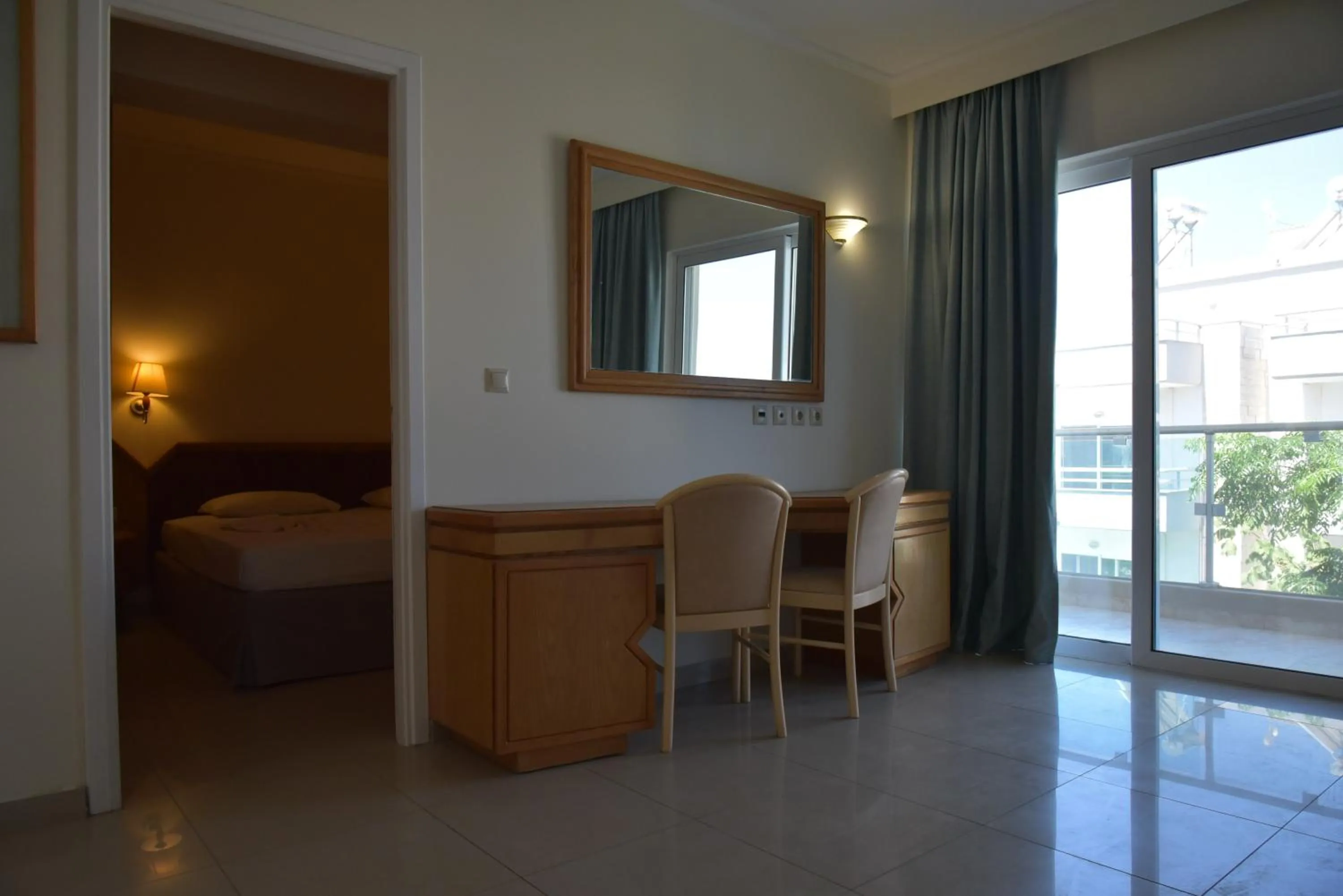 Bed in Bristol Sea View Apartments