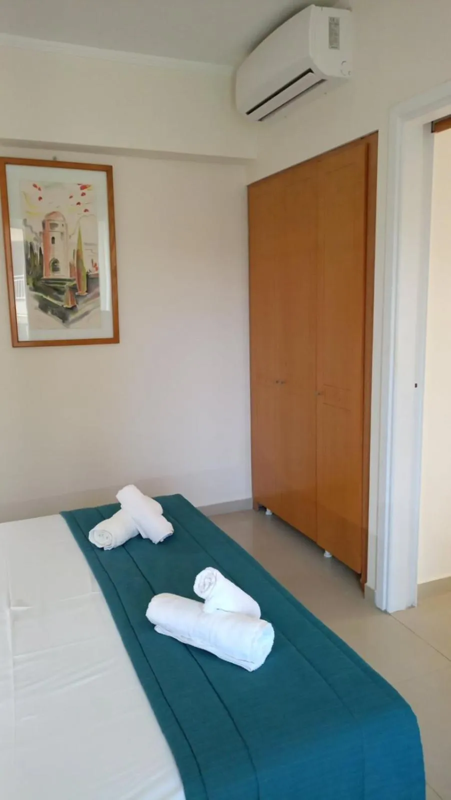 Bedroom, Bed in Bristol Sea View Apartments