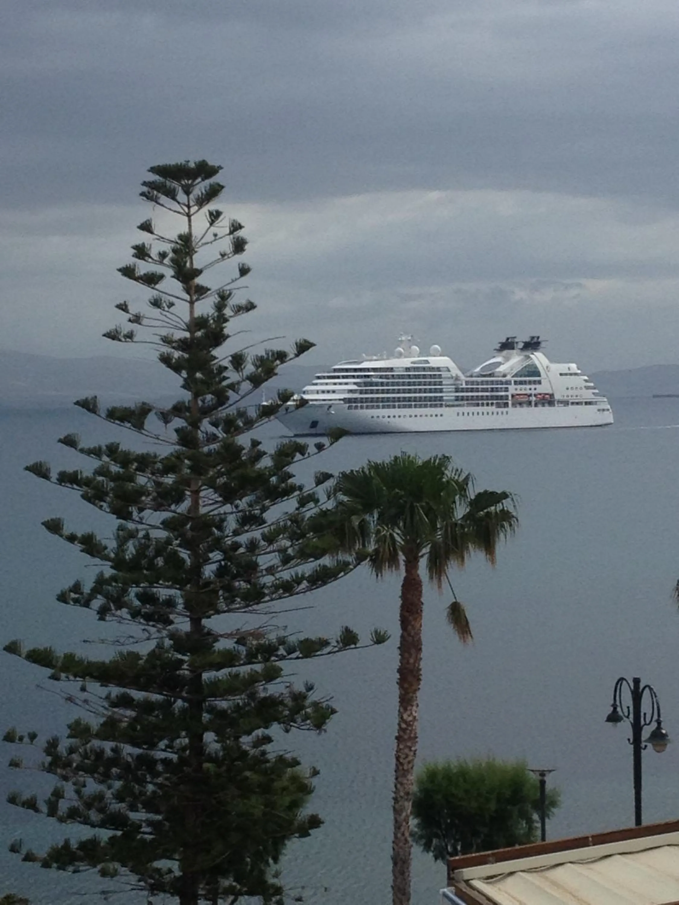 Day in Bristol Sea View Apartments