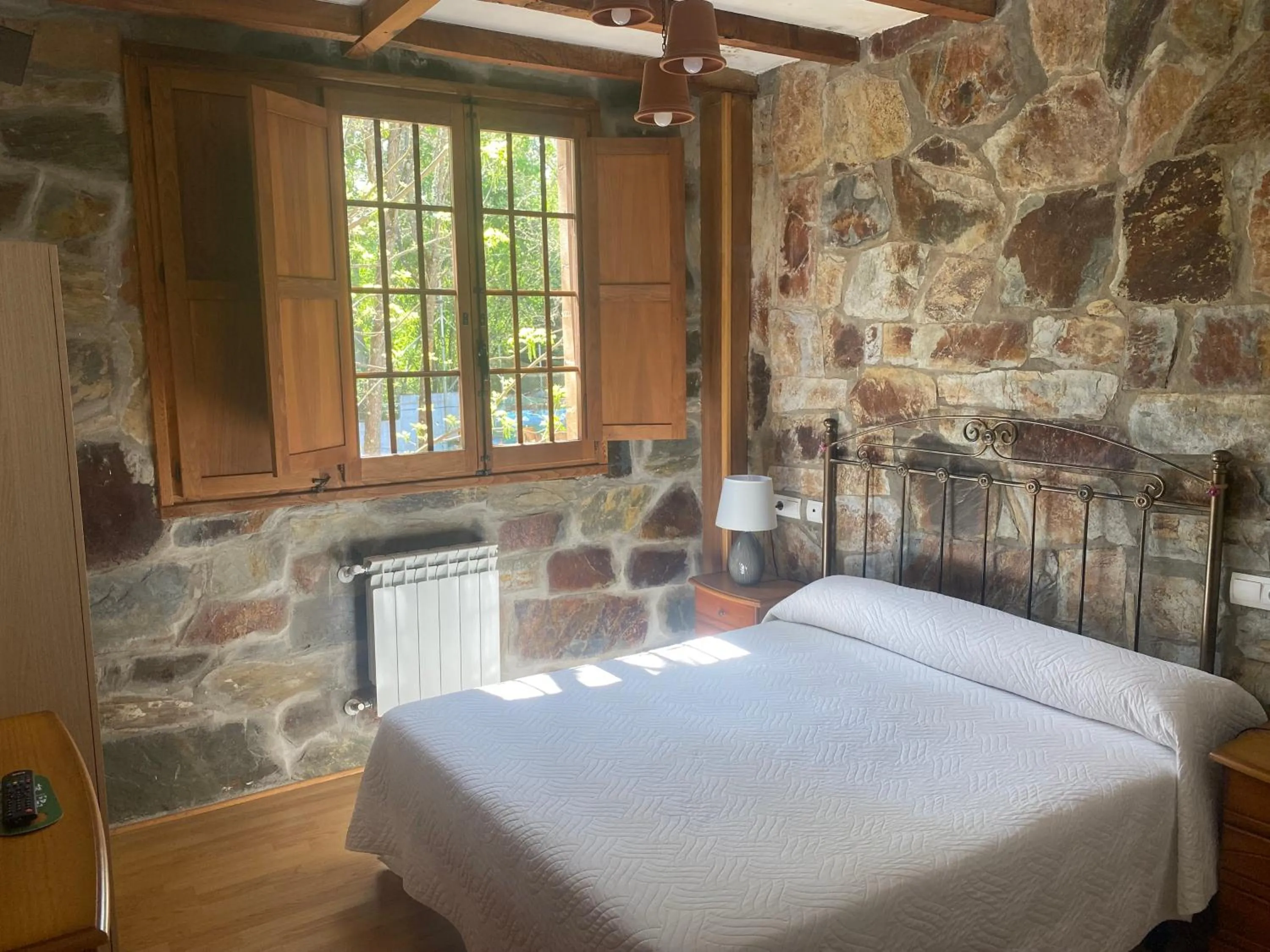 Bed in Hotel Rural Camino Medulas