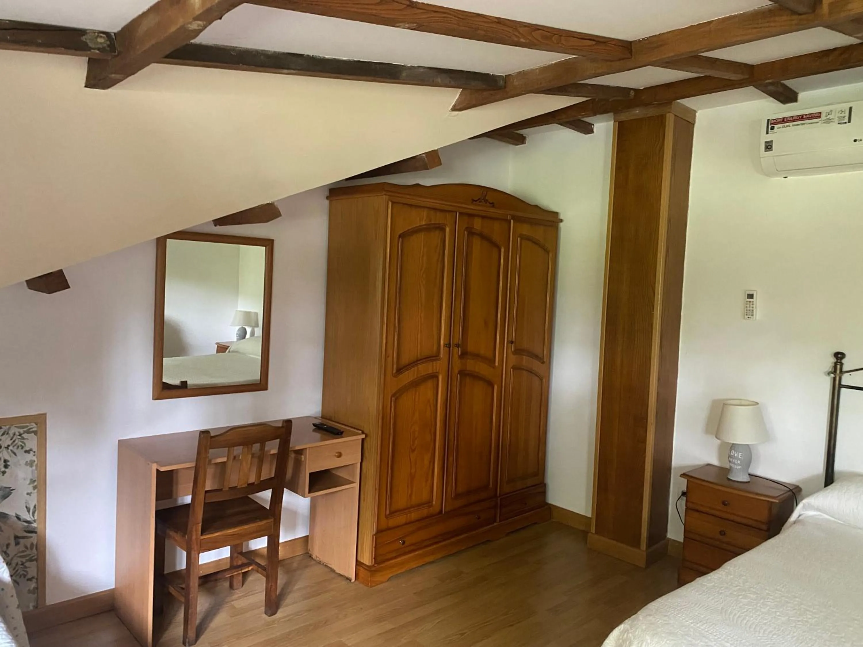 Bed in Hotel Rural Camino Medulas