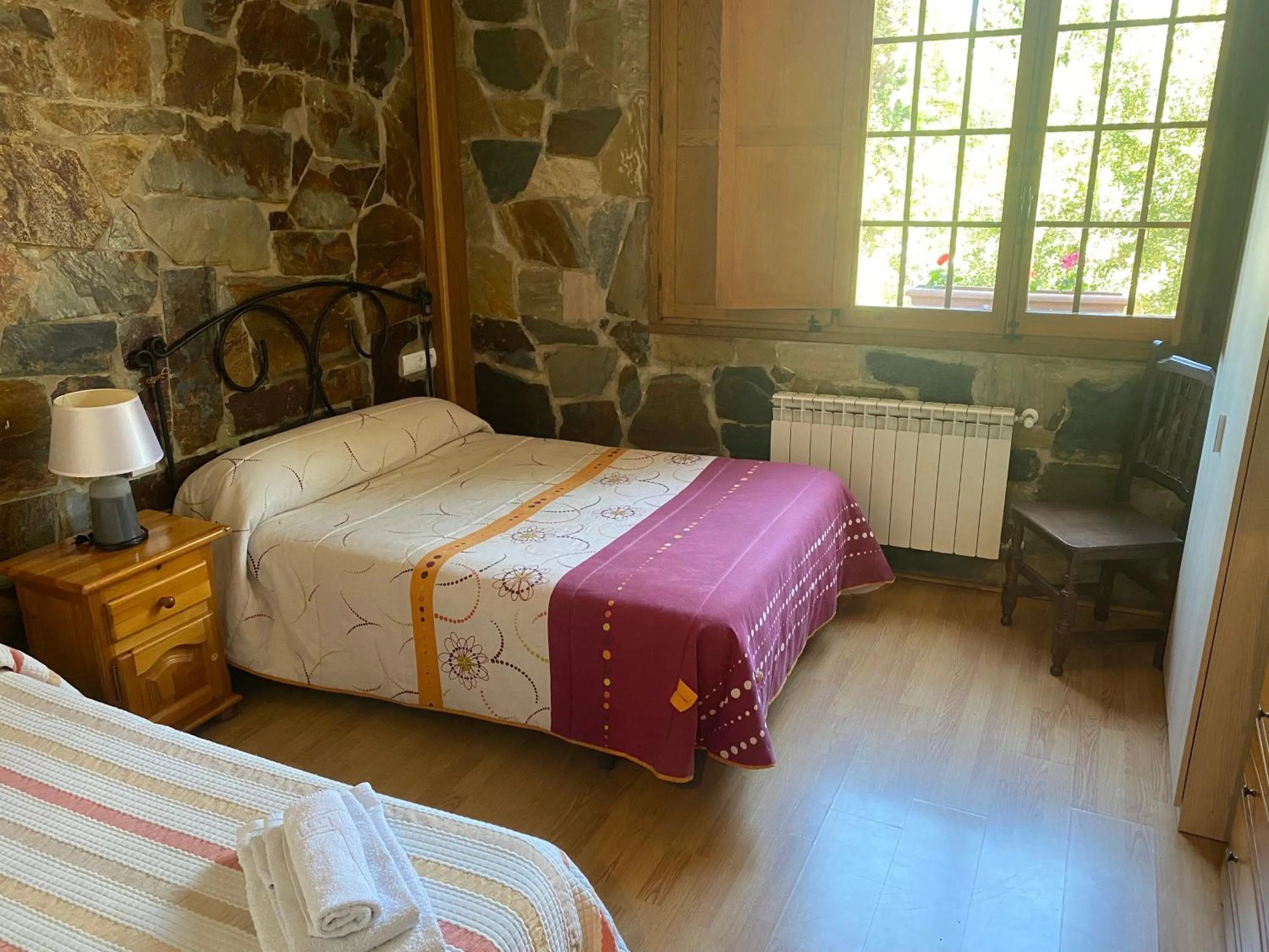 Bed in Hotel Rural Camino Medulas
