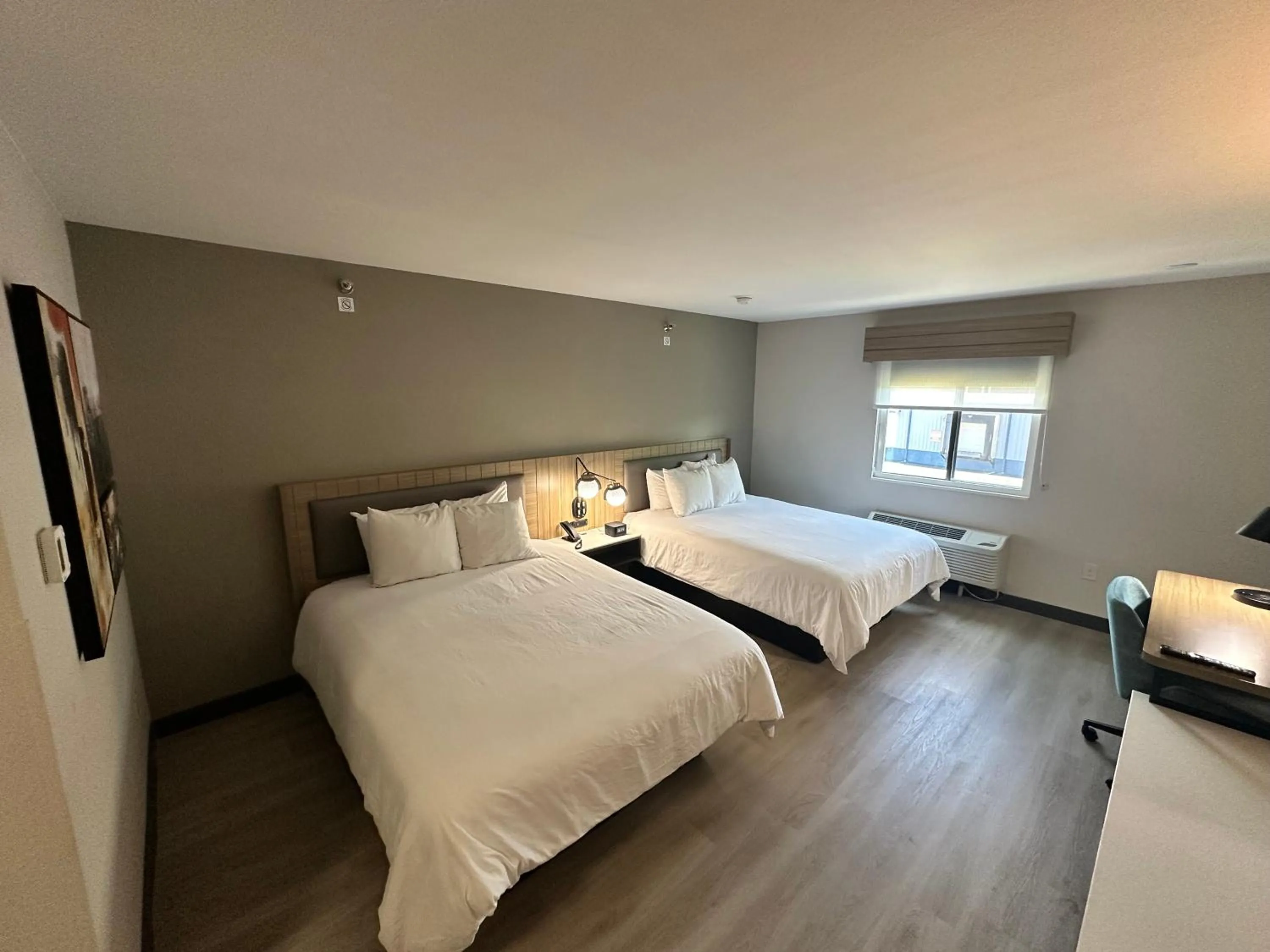 Bed in Midtown Suites - Greenville