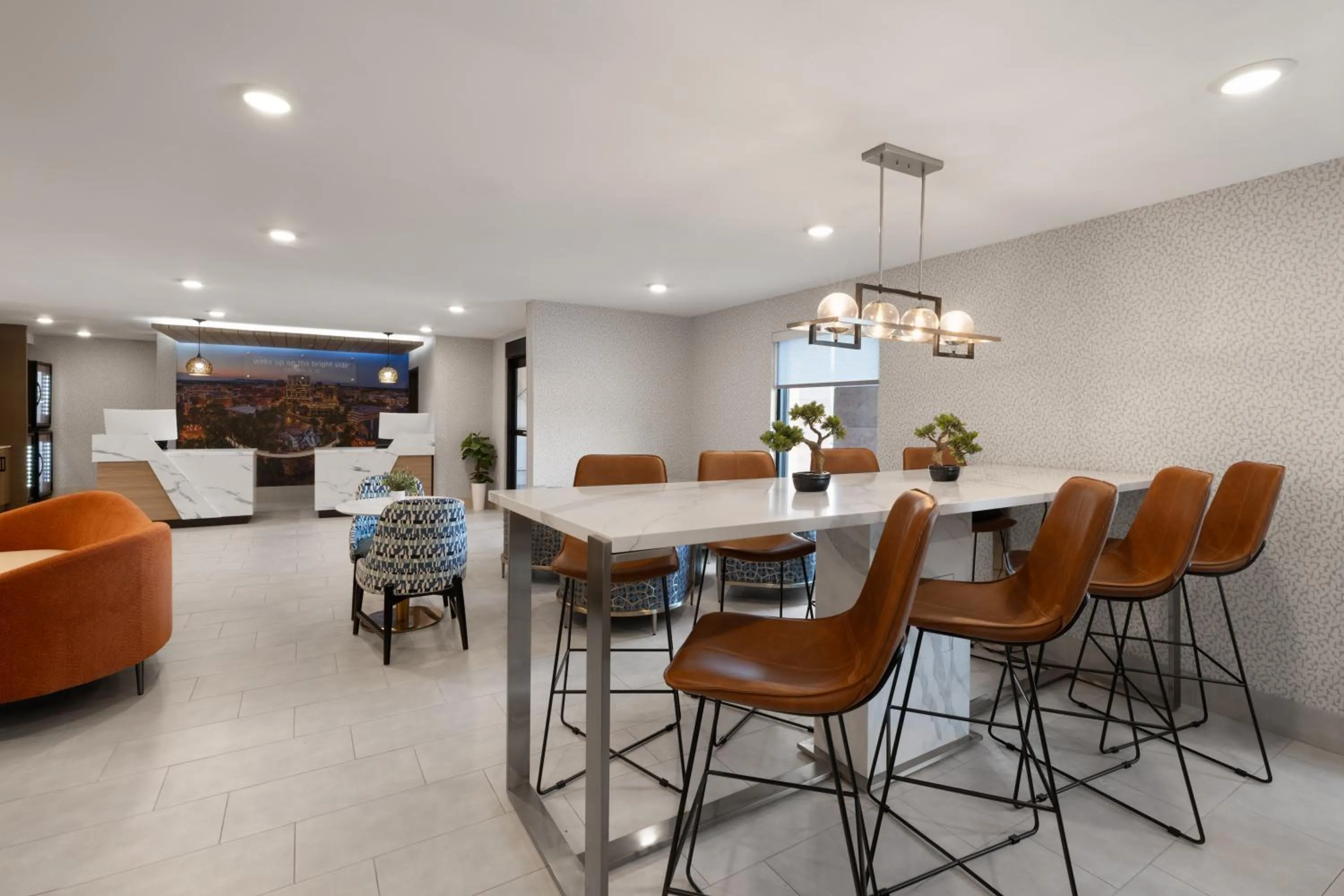 Seating area in La Quinta Inn & Suites by Wyndham Greenville Woodruff Rd