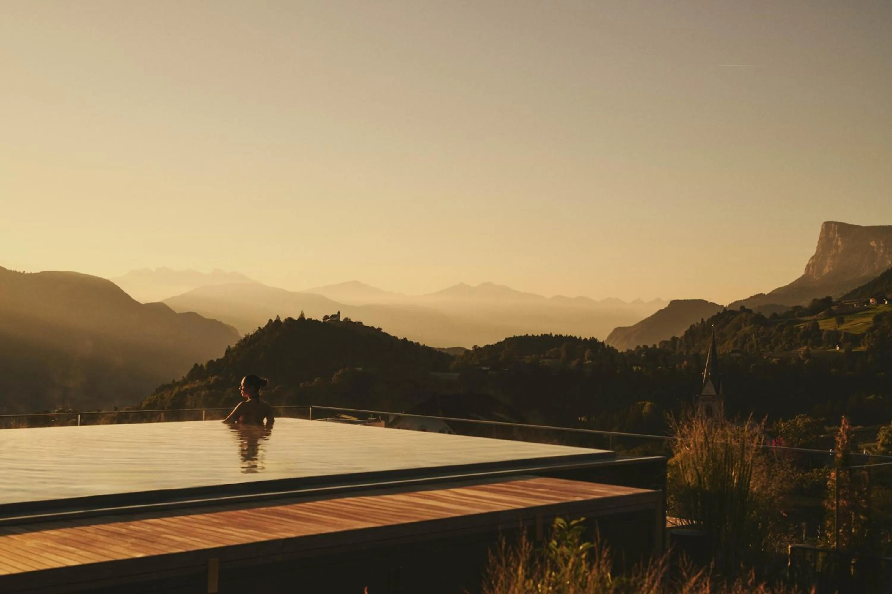 Mountain view in ALPIANA - green luxury Dolce Vita Hotel