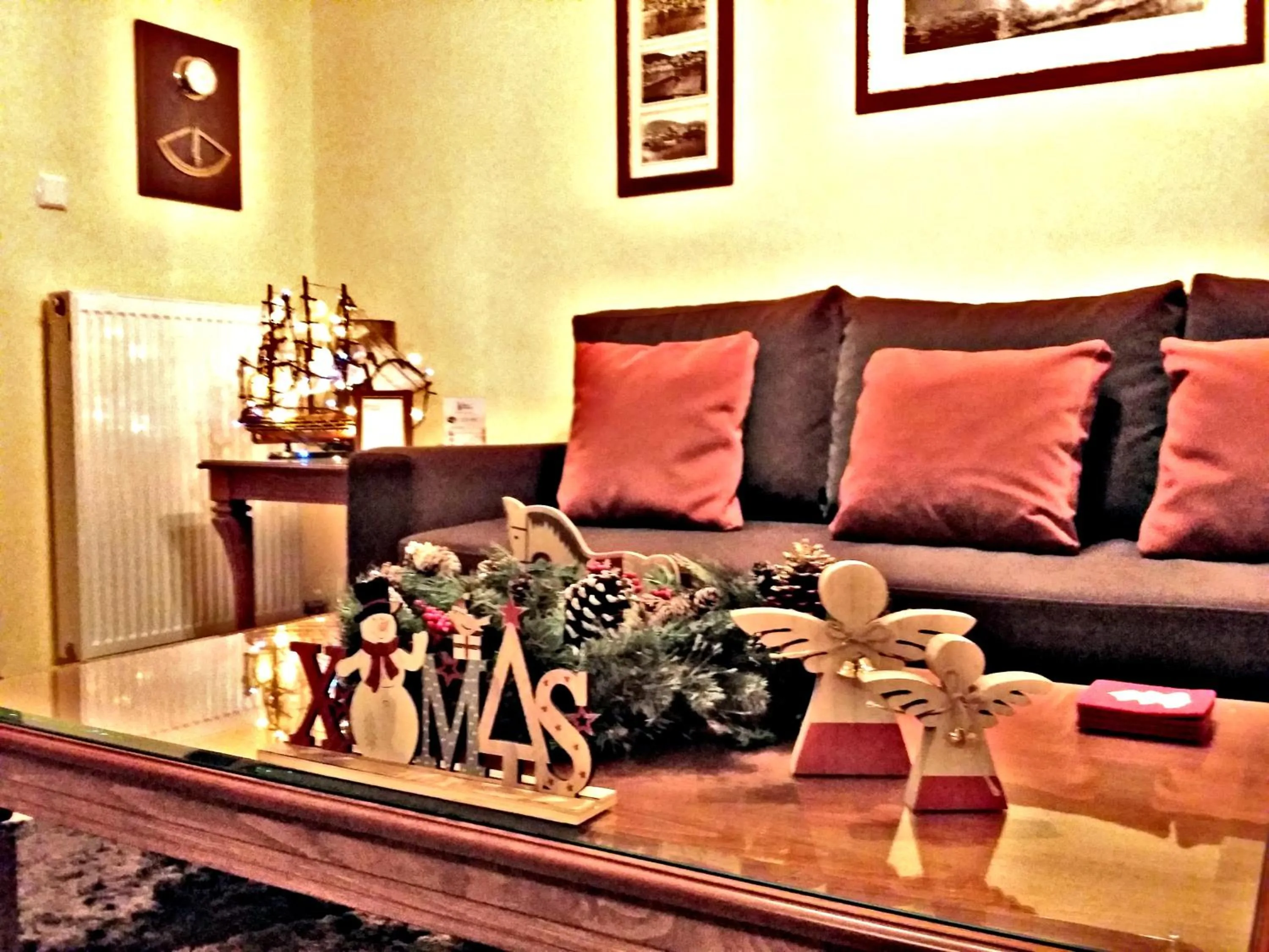 Living room in Acroploro