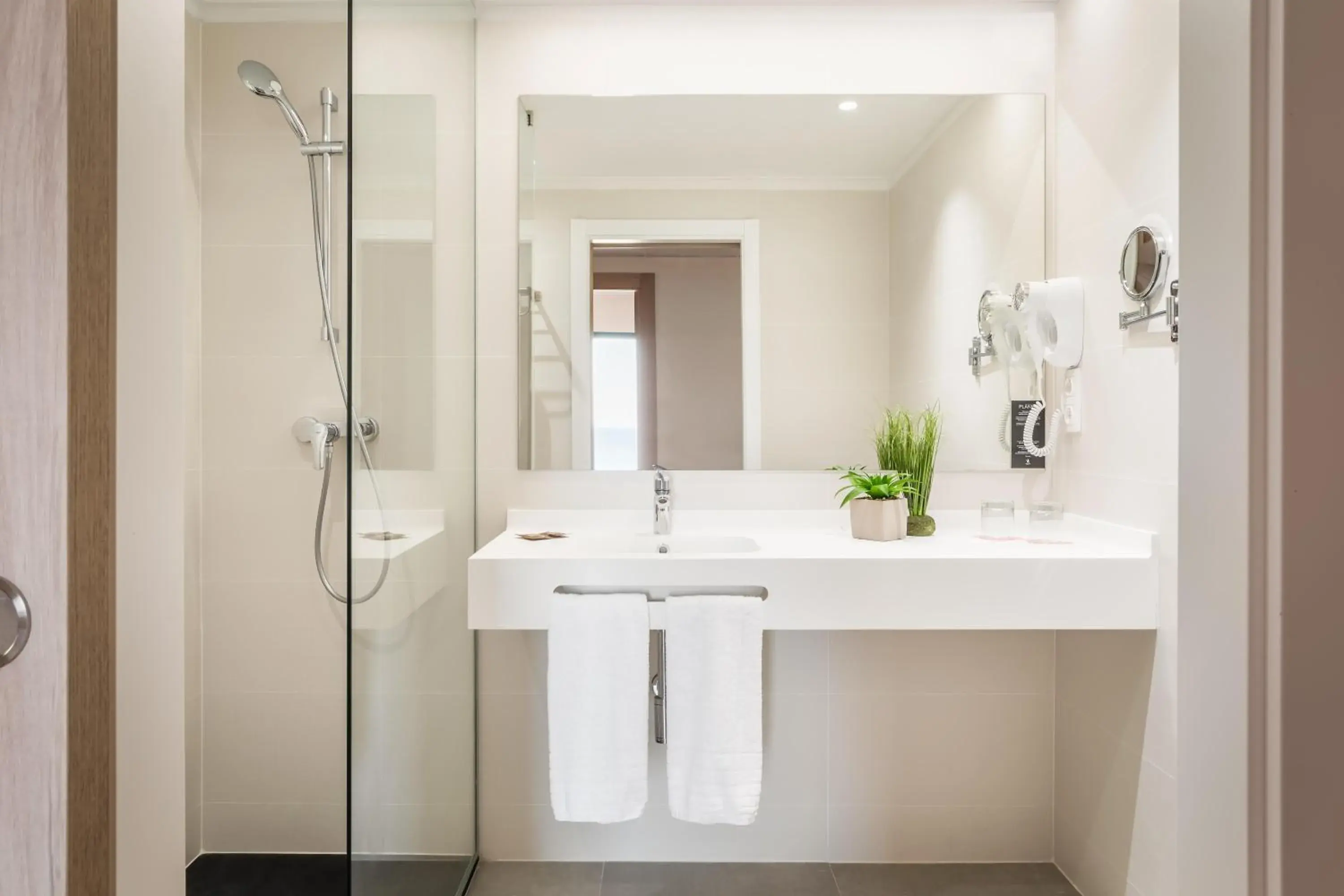 Double Room - Single Use in ALEGRIA Colonial Mar Aquafun Double Room - Single Use in ALEGRIA Colonial Mar Aquafun