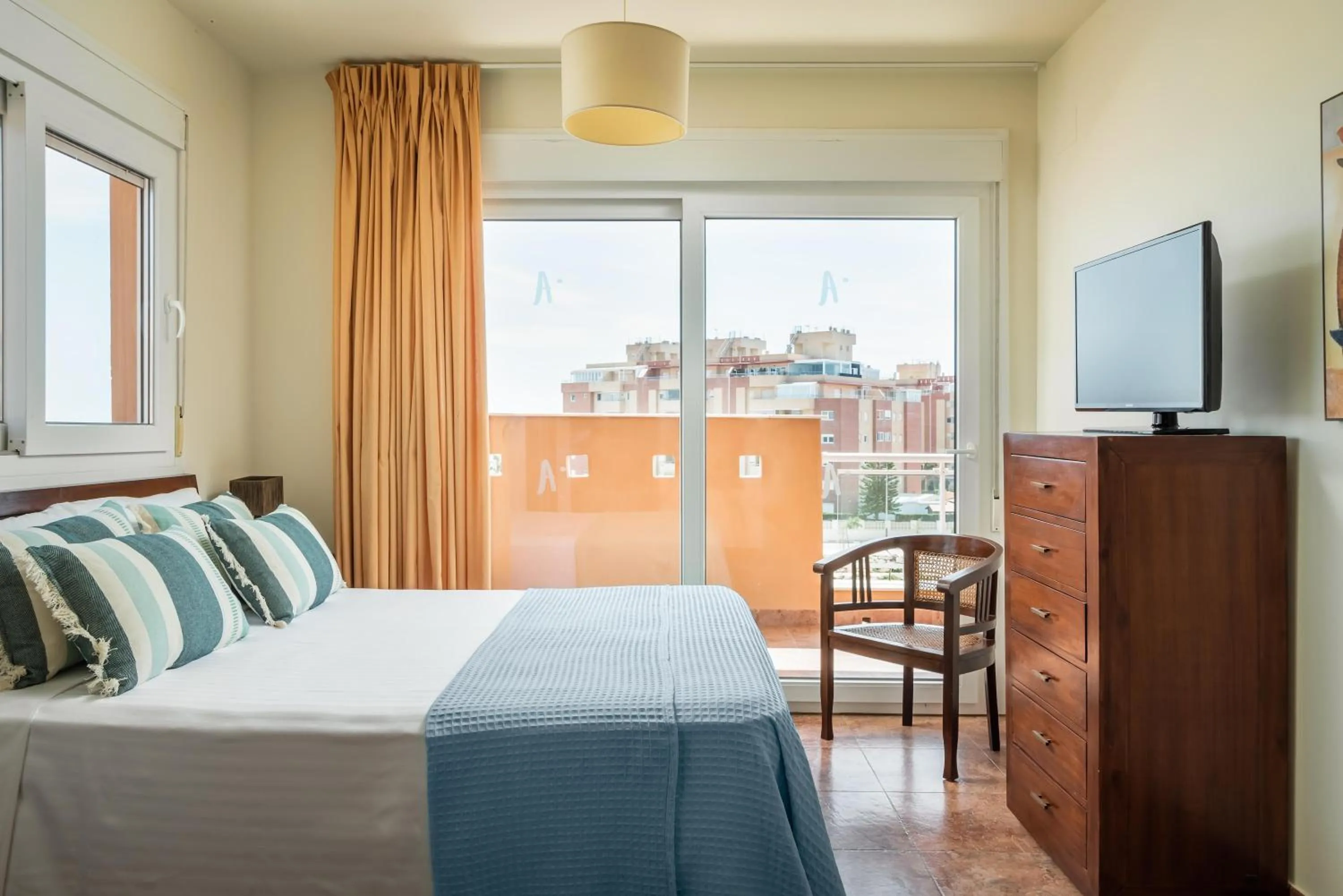 Photo of the whole room, Bed in ALEGRIA Colonial Mar Aquafun