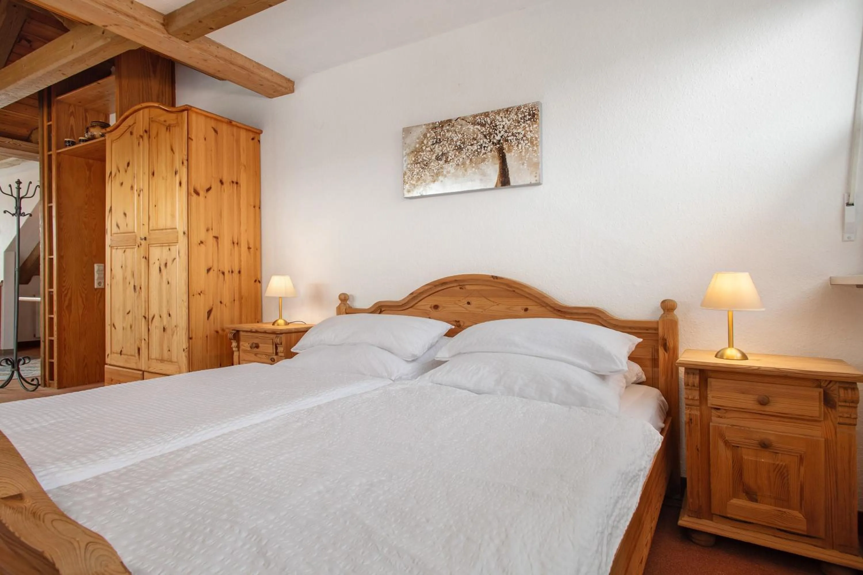 Living room, Bed in Hotel Garni Vitamari