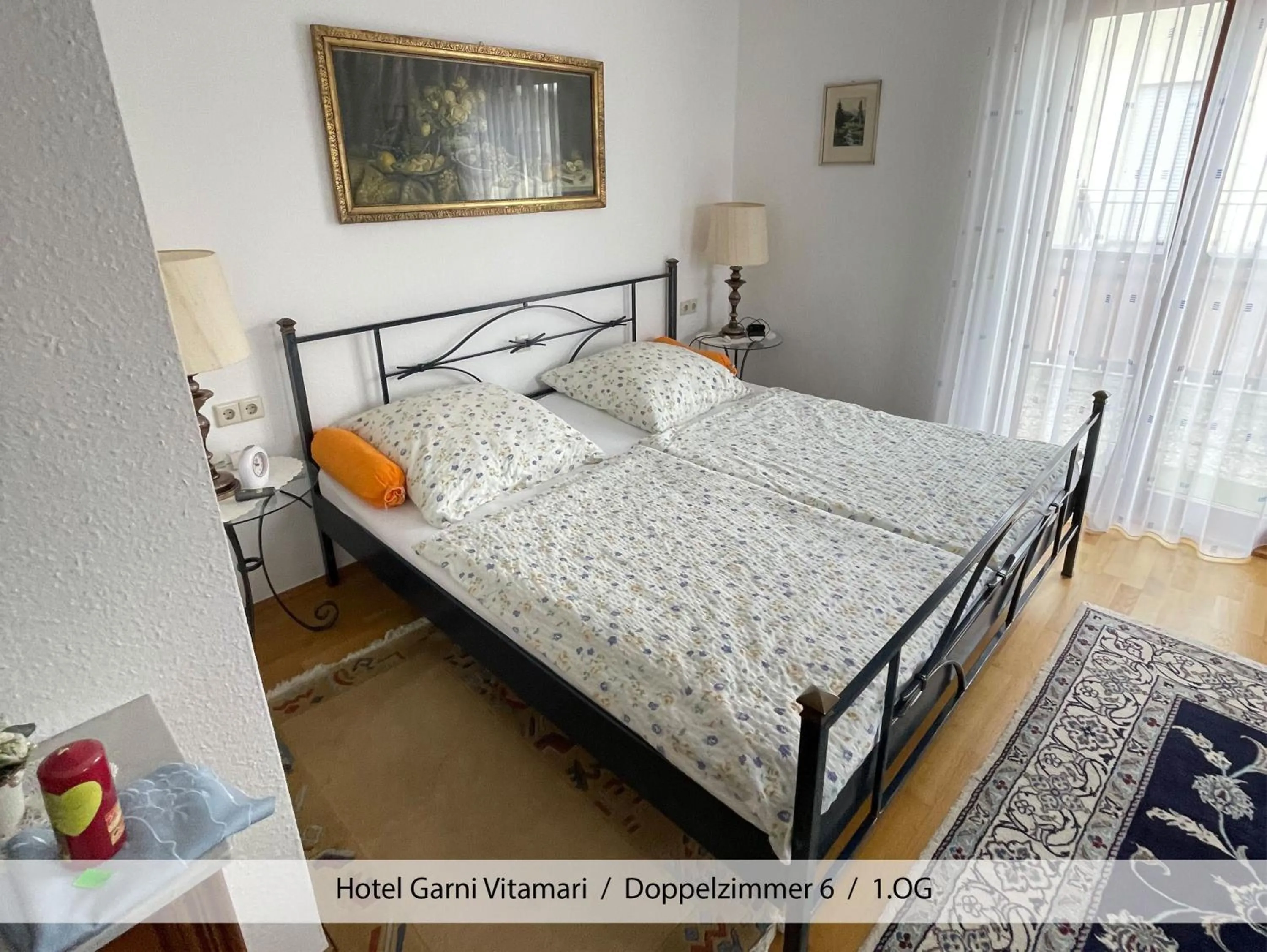 Living room, Bed in Hotel Garni Vitamari