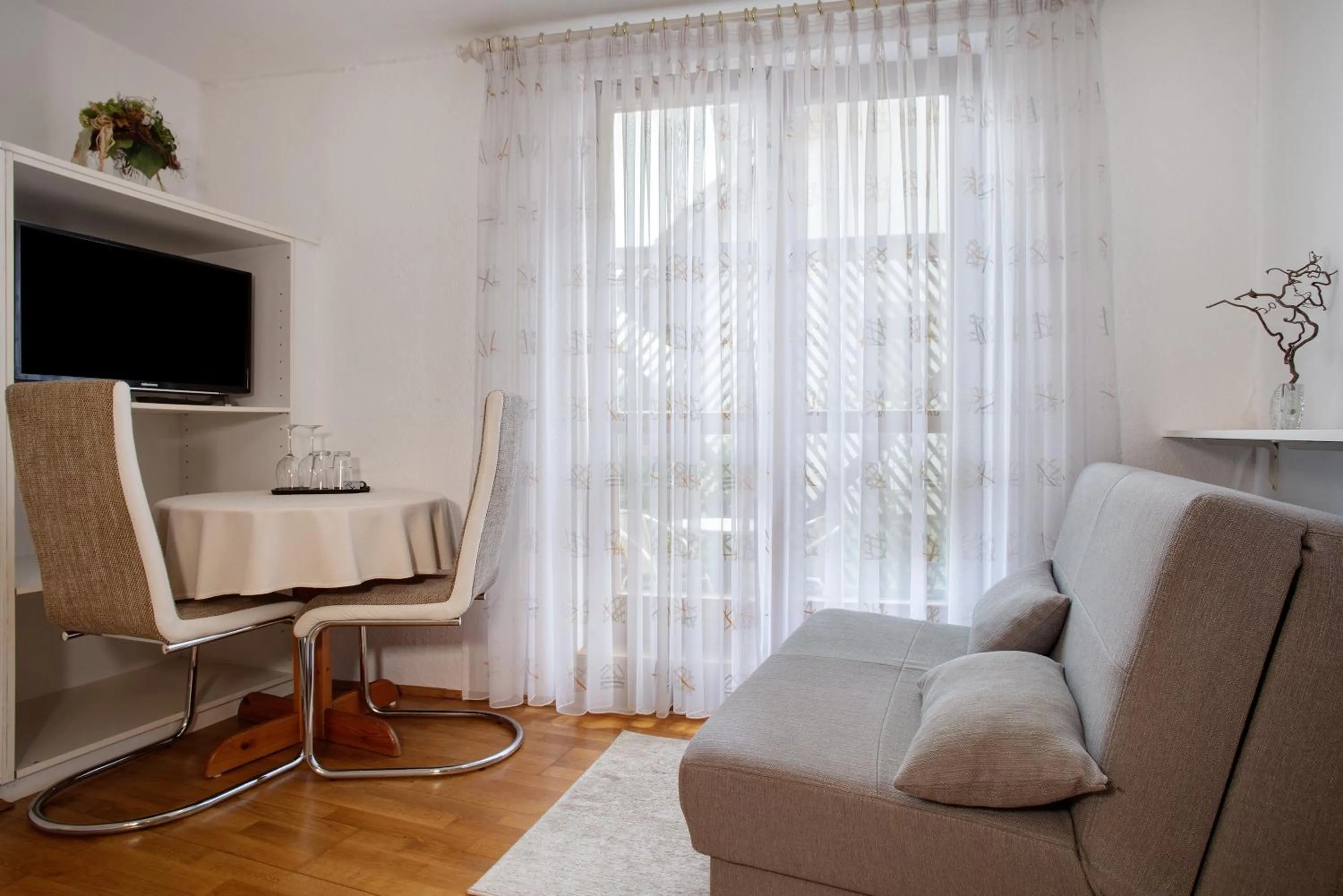Property building in Hotel Garni Vitamari