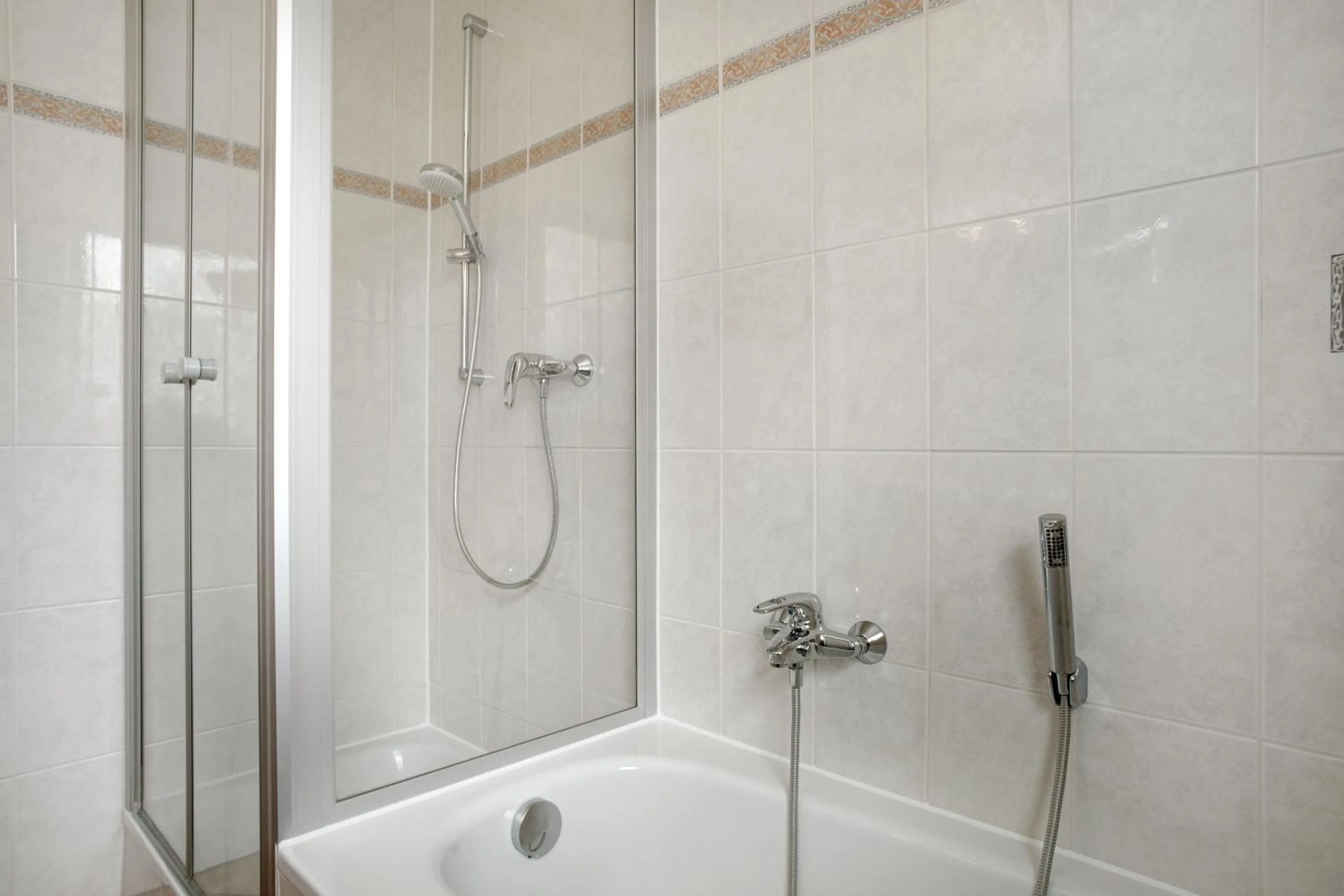 Bathroom in Hotel Garni Vitamari