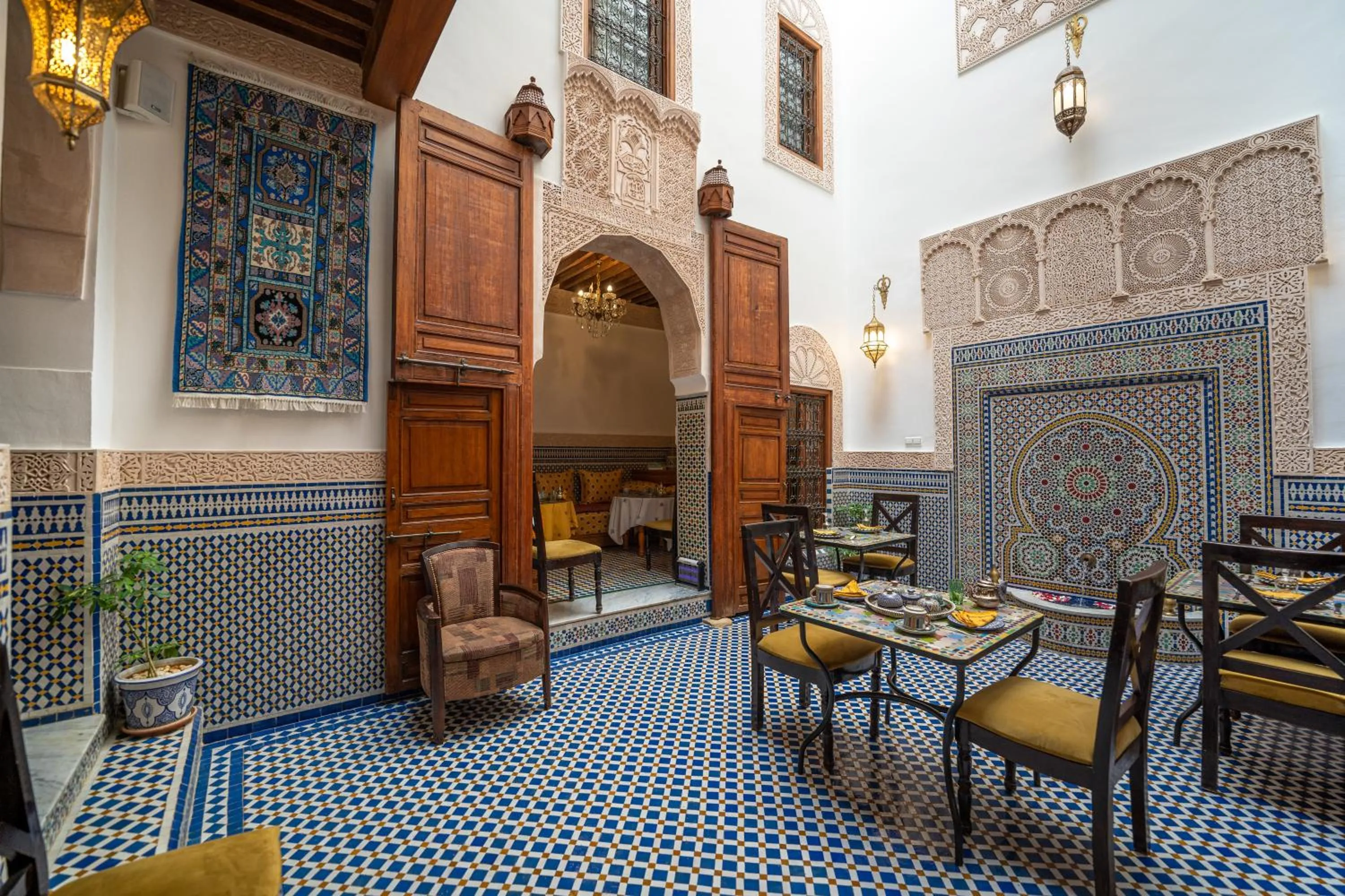 Restaurant/places to eat in Dar D'or Fes