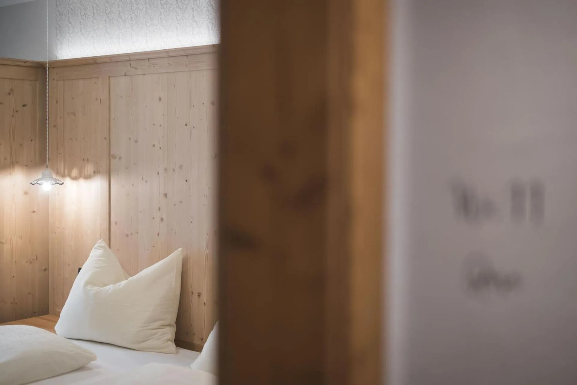 Decorative detail, Bed in Emma Historic Hotel