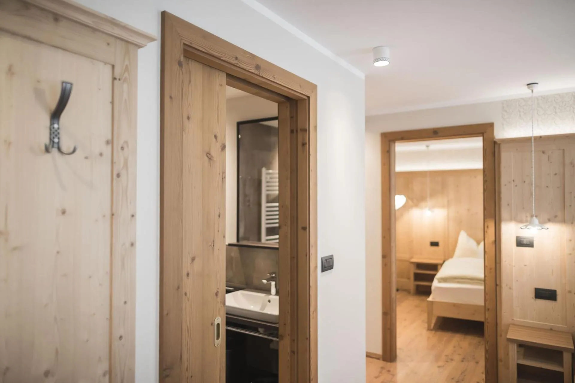 Decorative detail, Bed in Emma Historic Hotel