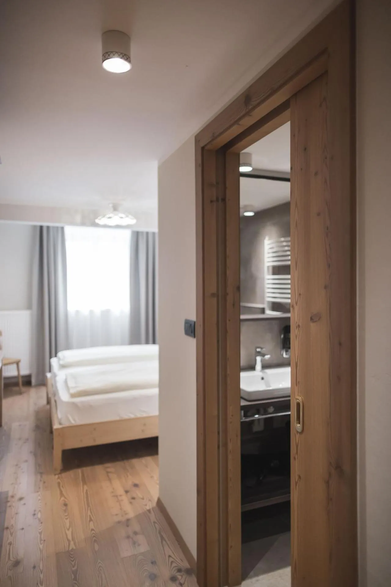 Decorative detail, Bed in Emma Historic Hotel