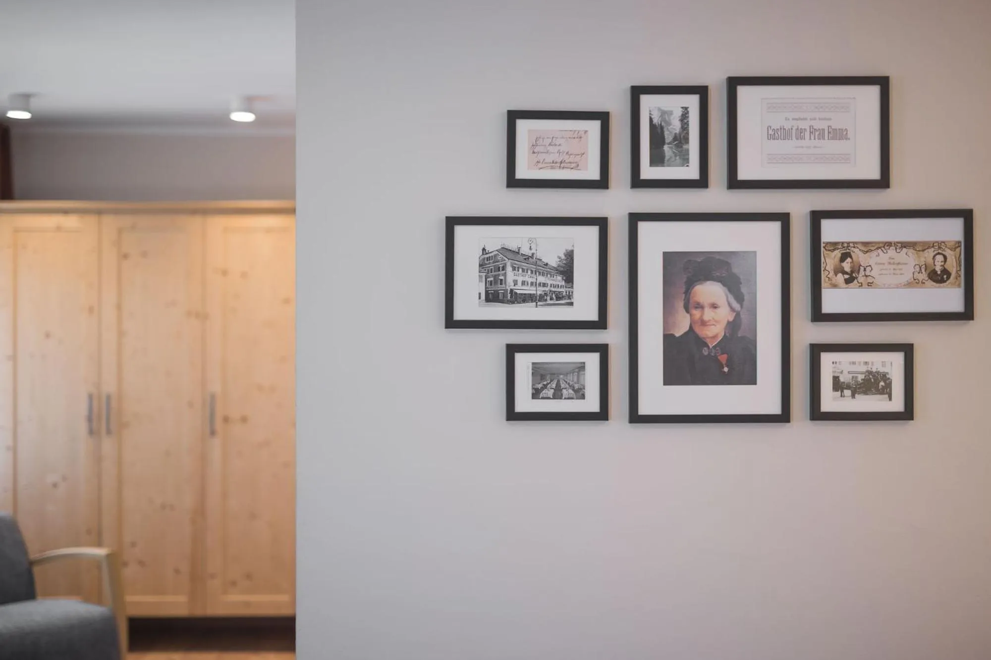 Photo of the whole room in Emma Historic Hotel