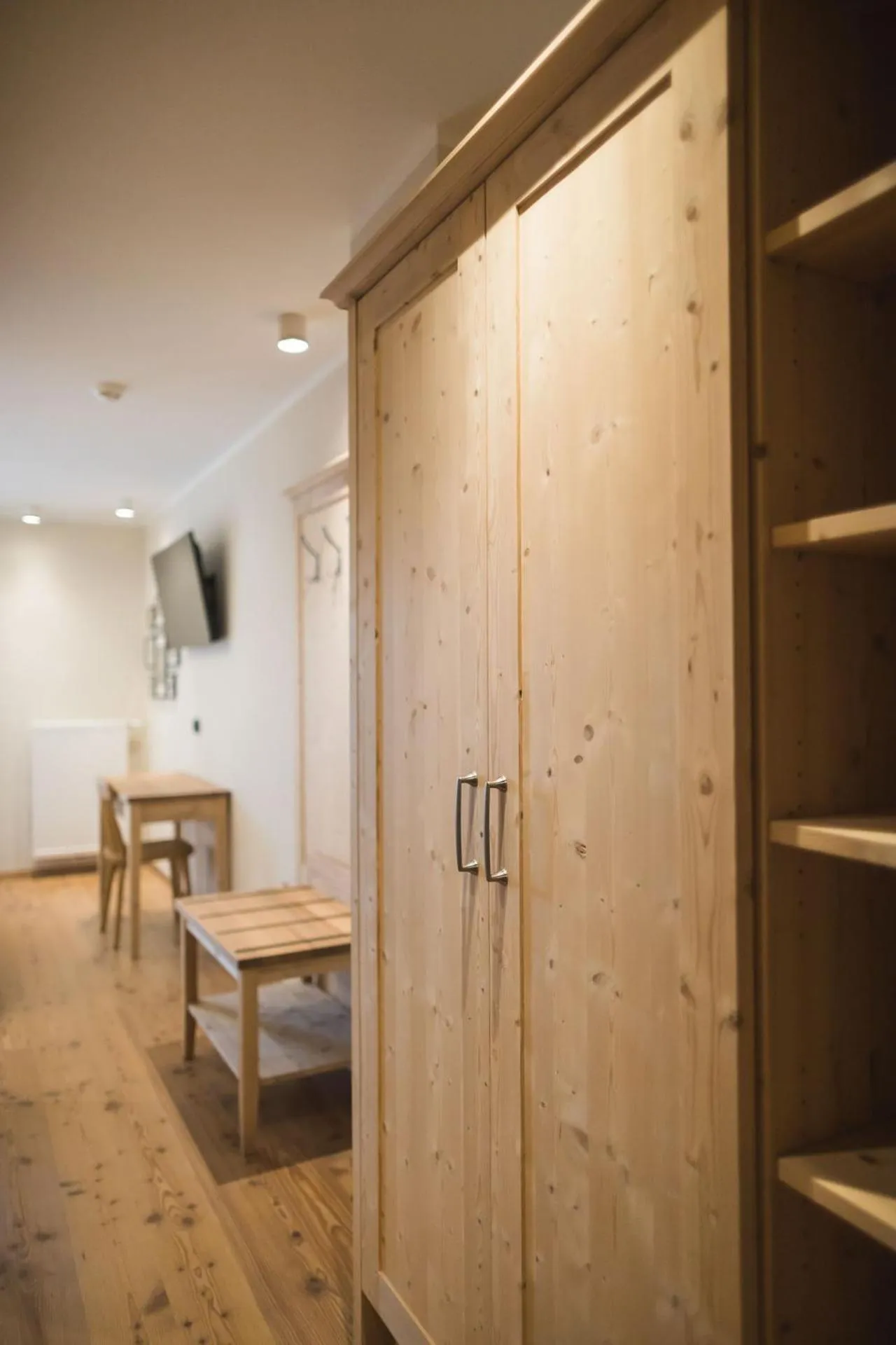 Decorative detail in Emma Historic Hotel