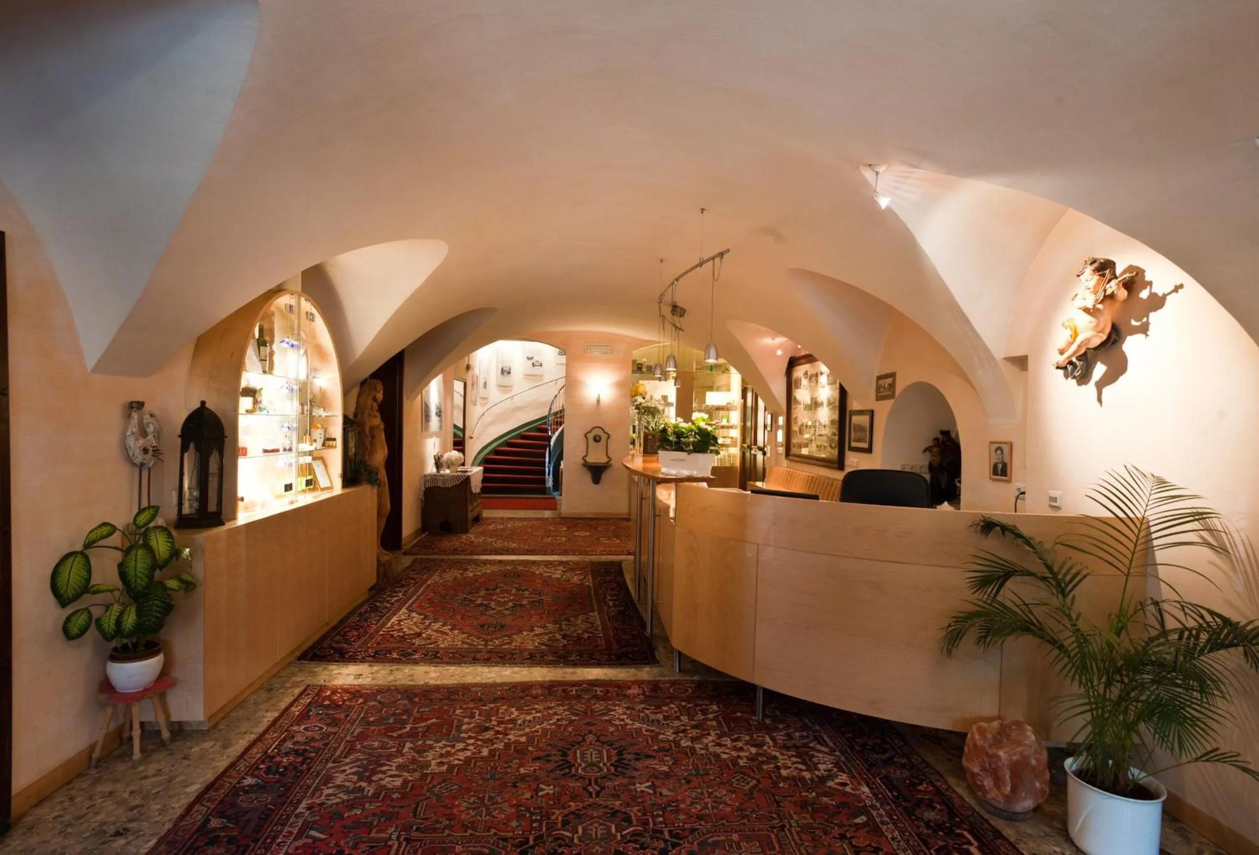 Lobby or reception in Emma Historic Hotel