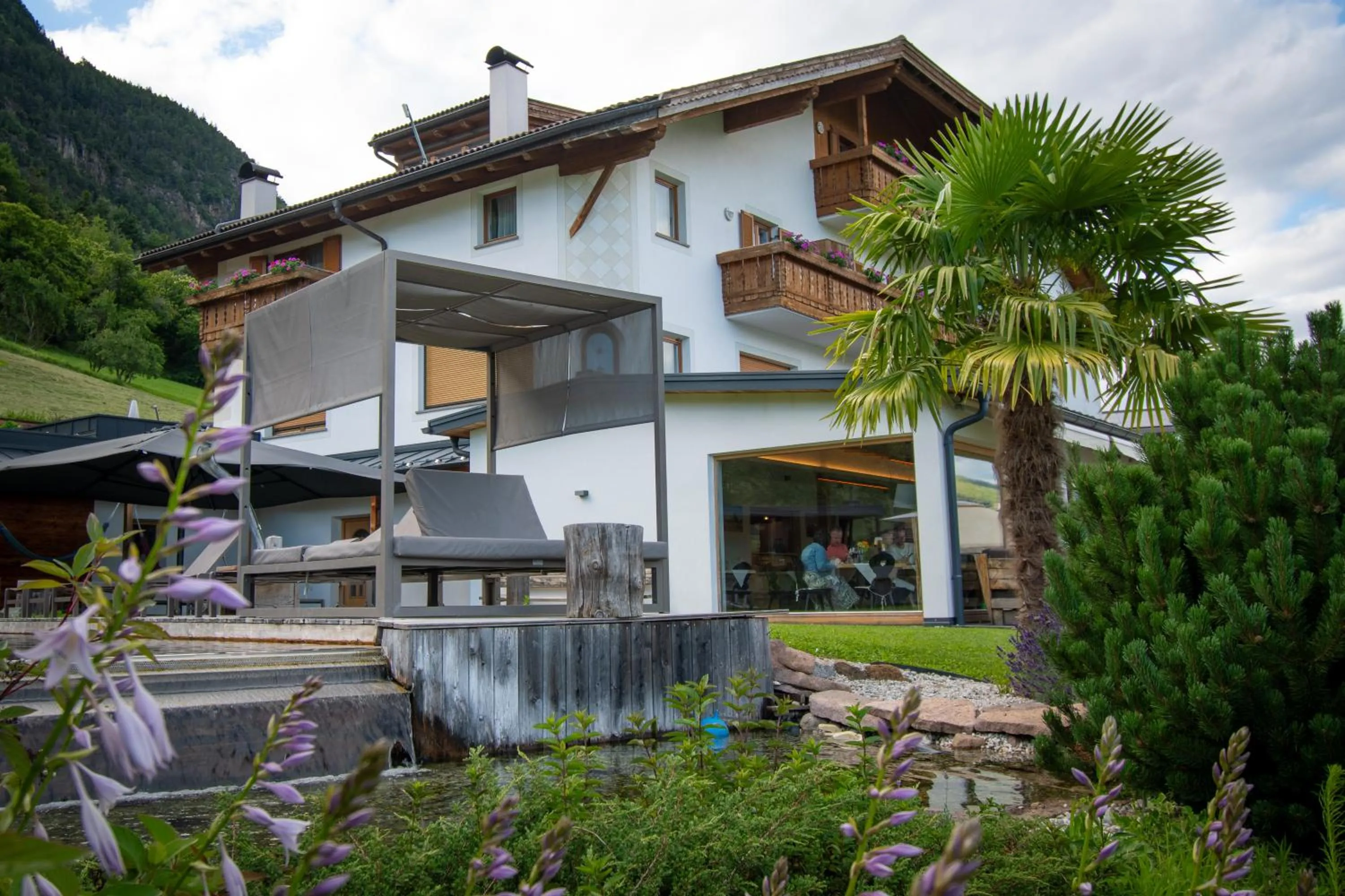 Property building in Hotel-Chalet Pennhof