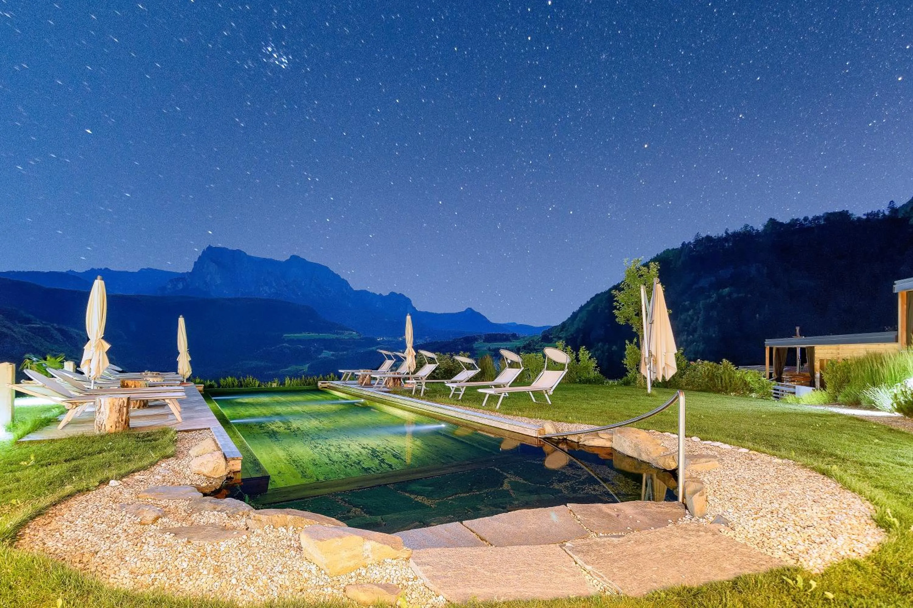 Swimming pool in Hotel-Chalet Pennhof