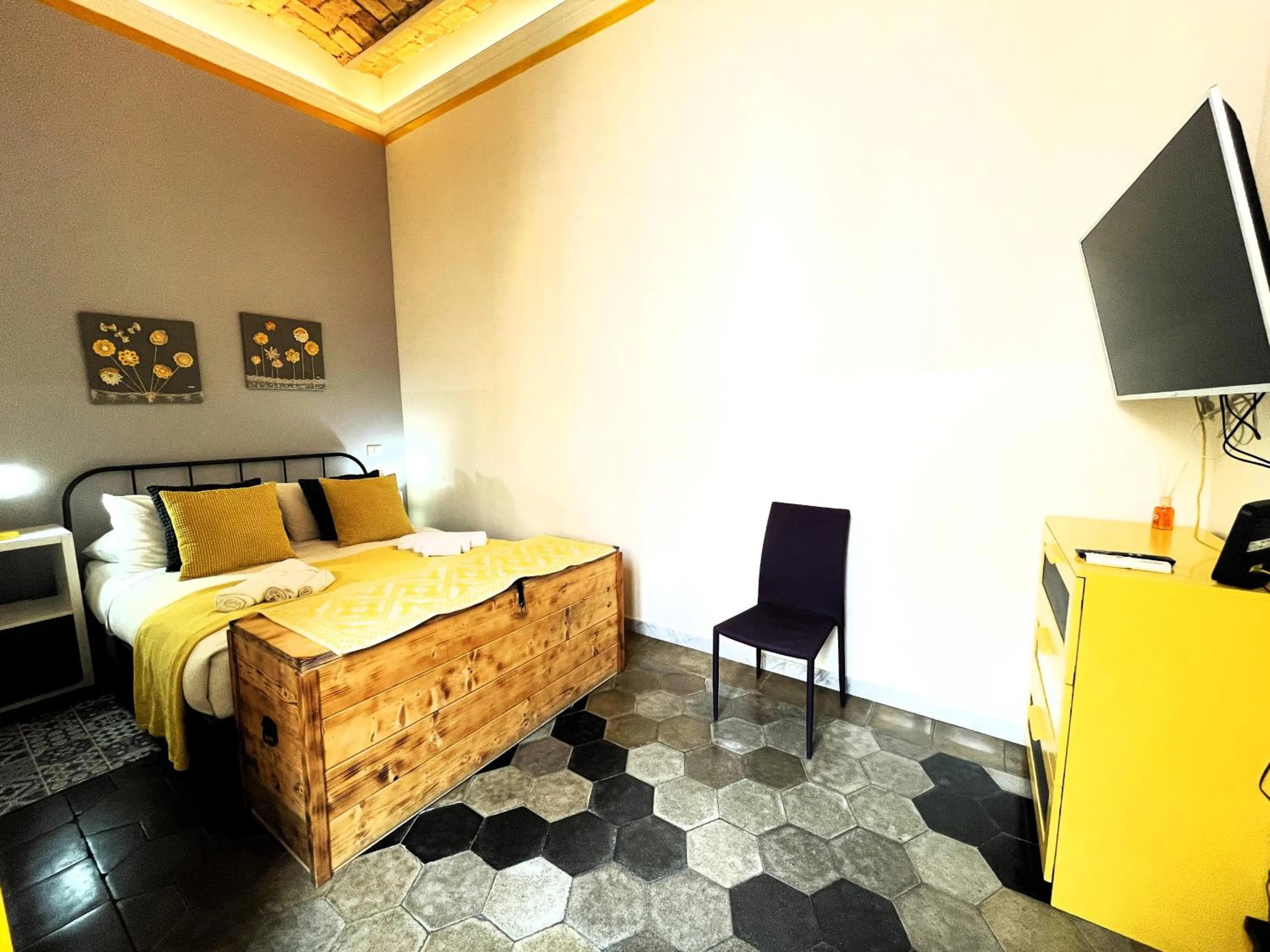 Bedroom, Bed in A casa di Ale e Lalla