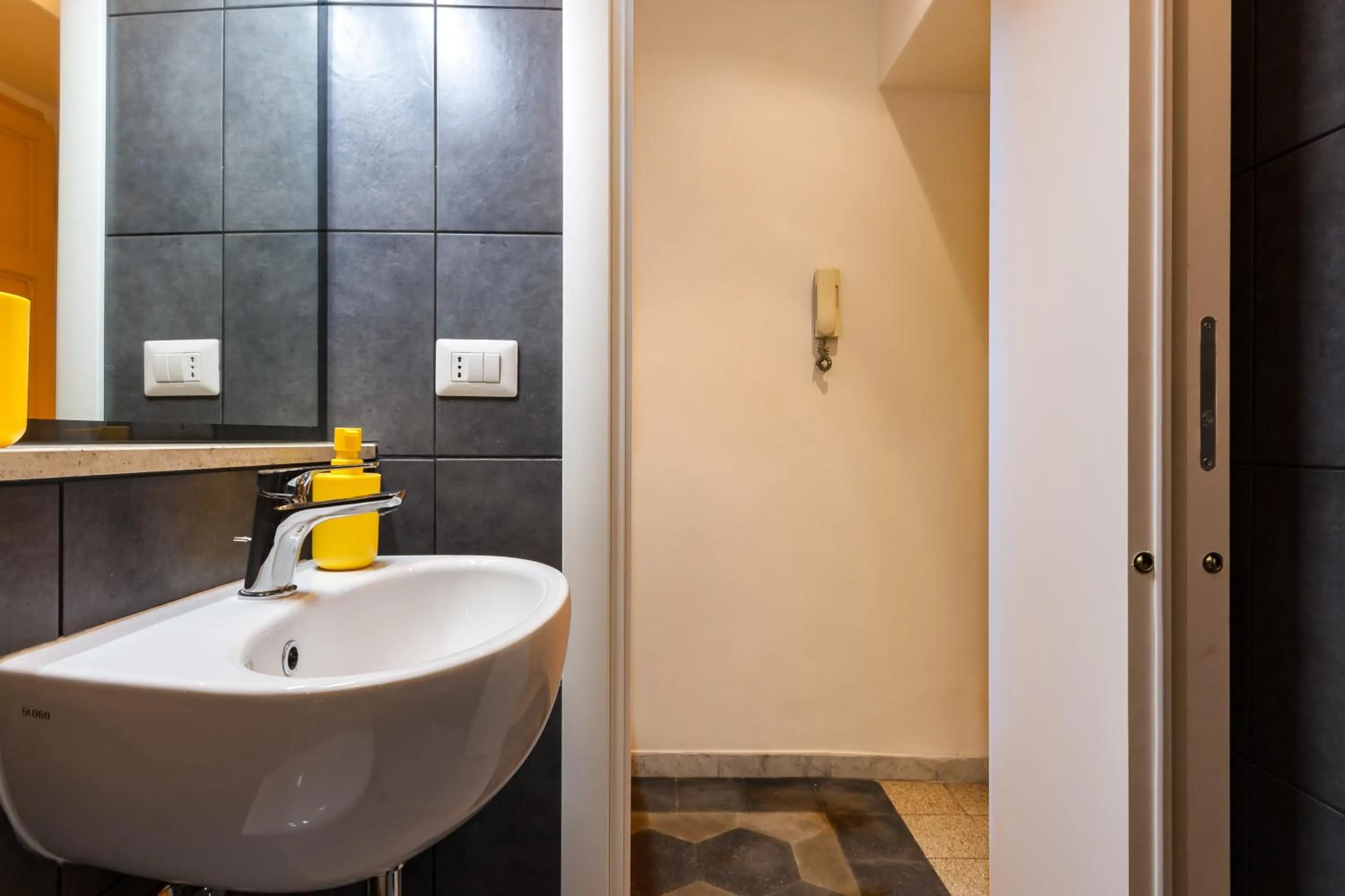 Toilet in A casa di Ale e Lalla