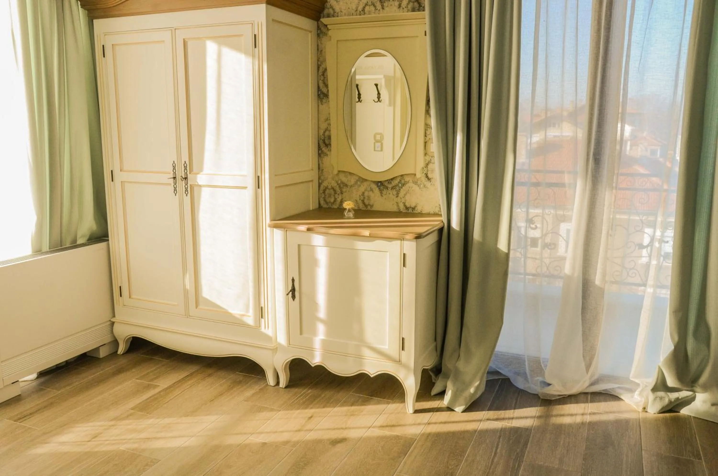 wardrobe in Residence Bilyana