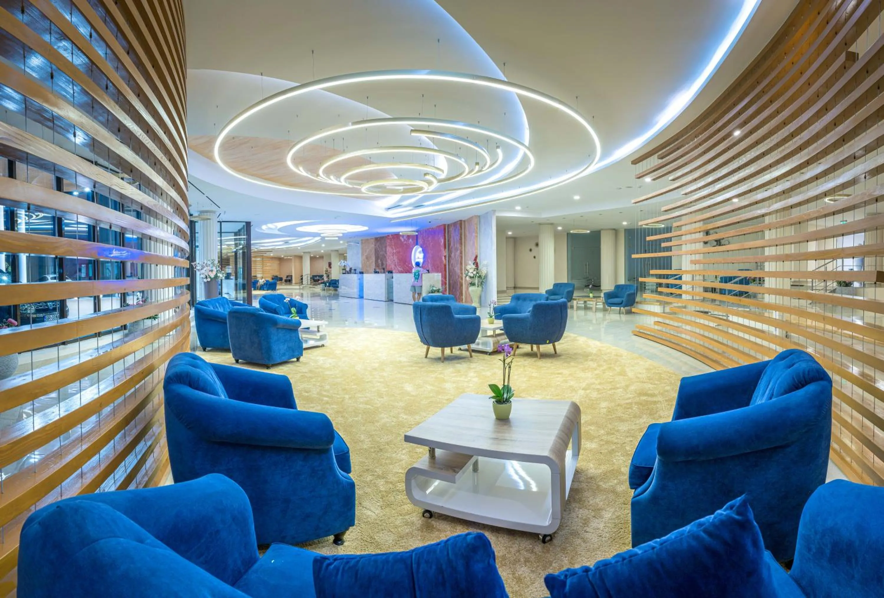 Property building in Mera Onix