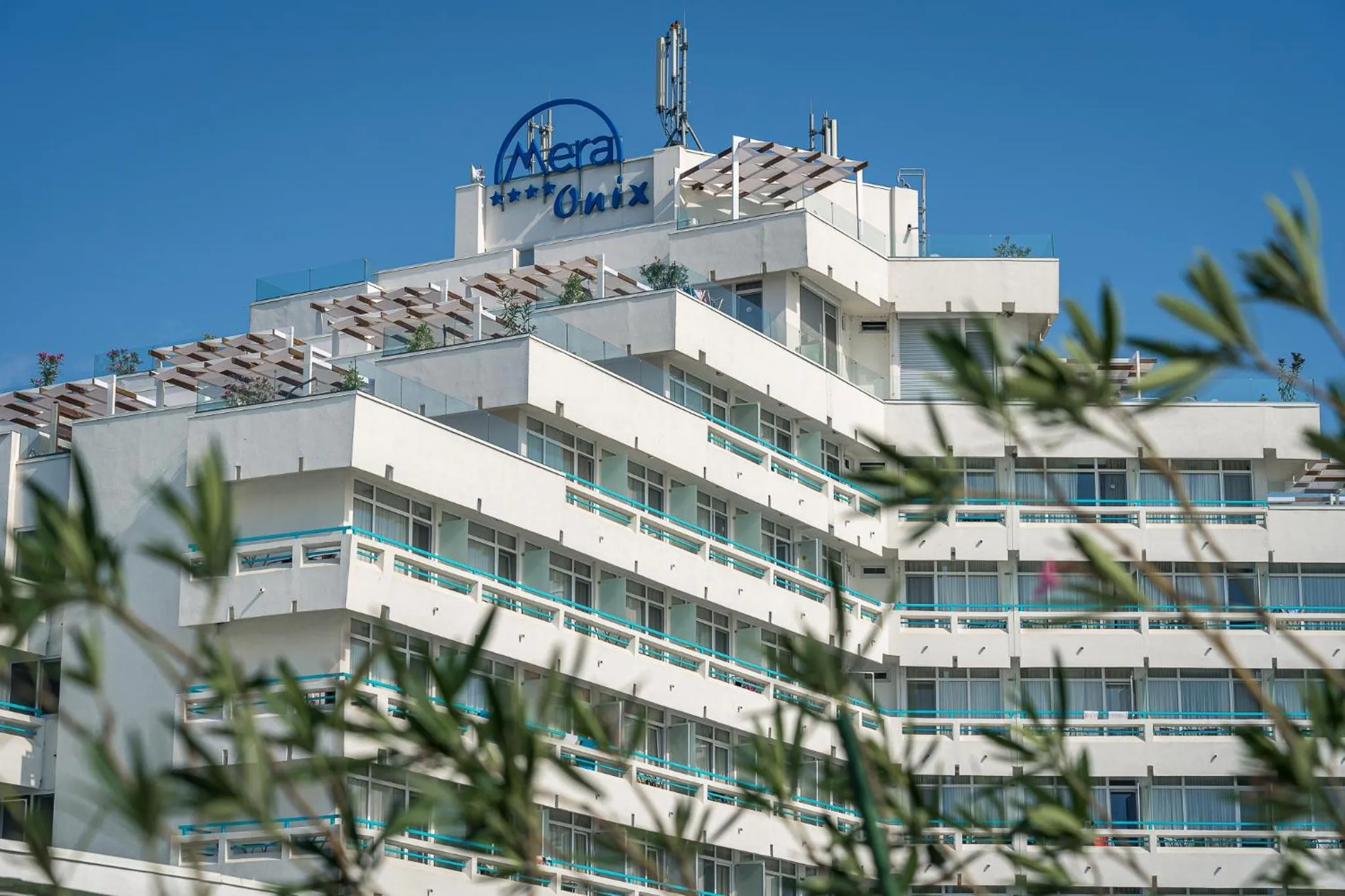 Facade/entrance in Mera Onix