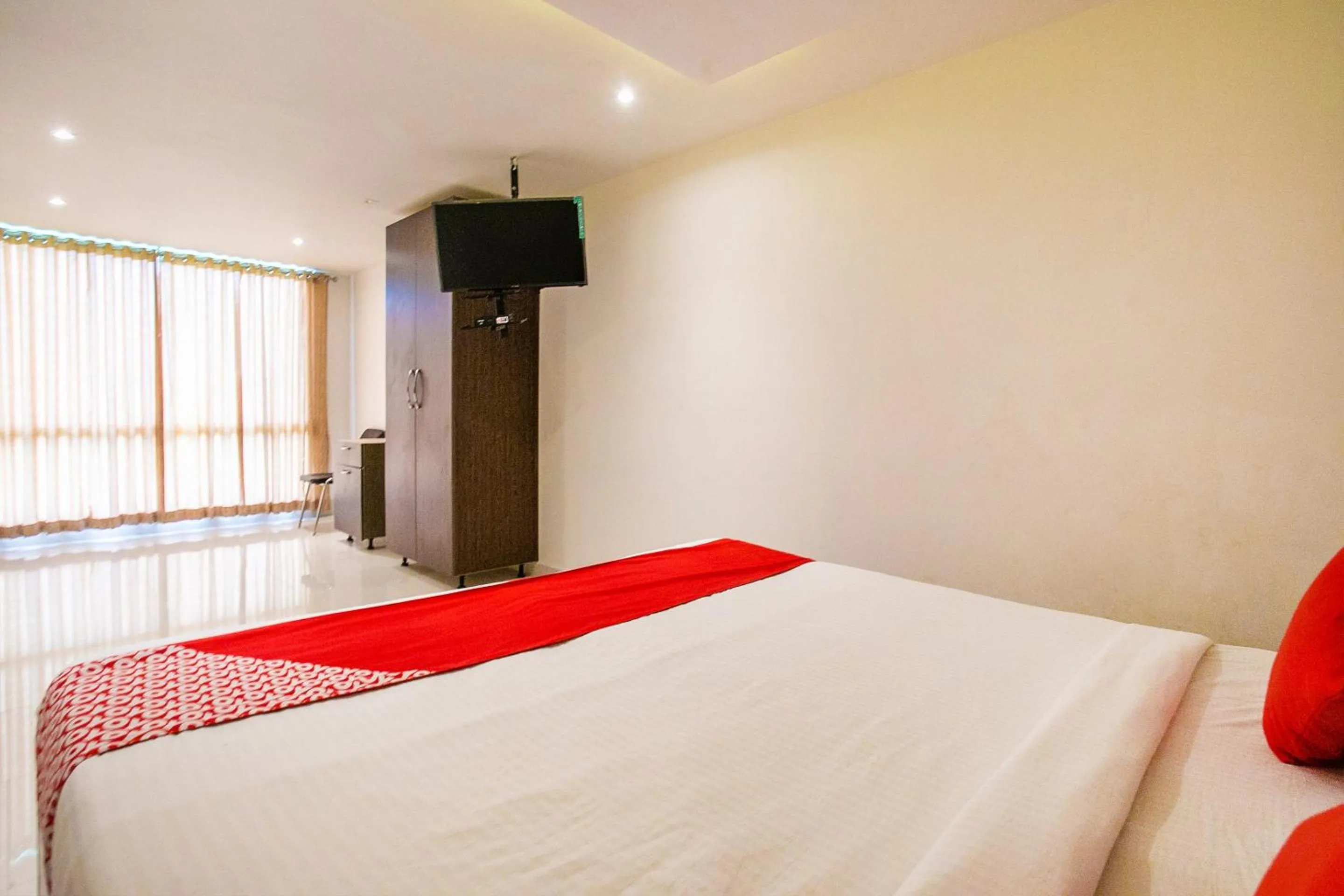 Bedroom, Bed in Hotel O Corner Golf View Near Embassy Golf Link Business Park