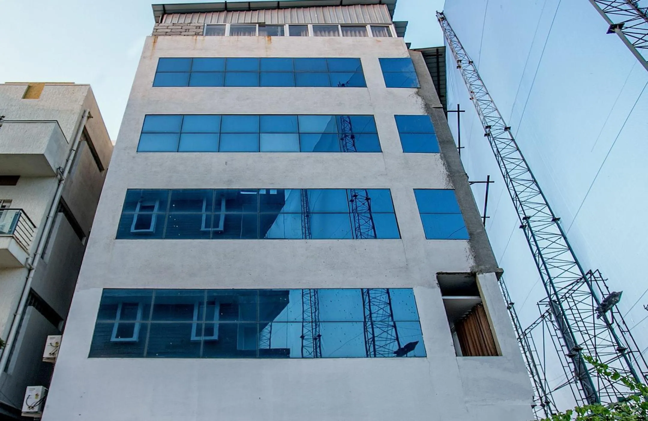 Facade/entrance in Hotel O Corner Golf View Near Embassy Golf Link Business Park